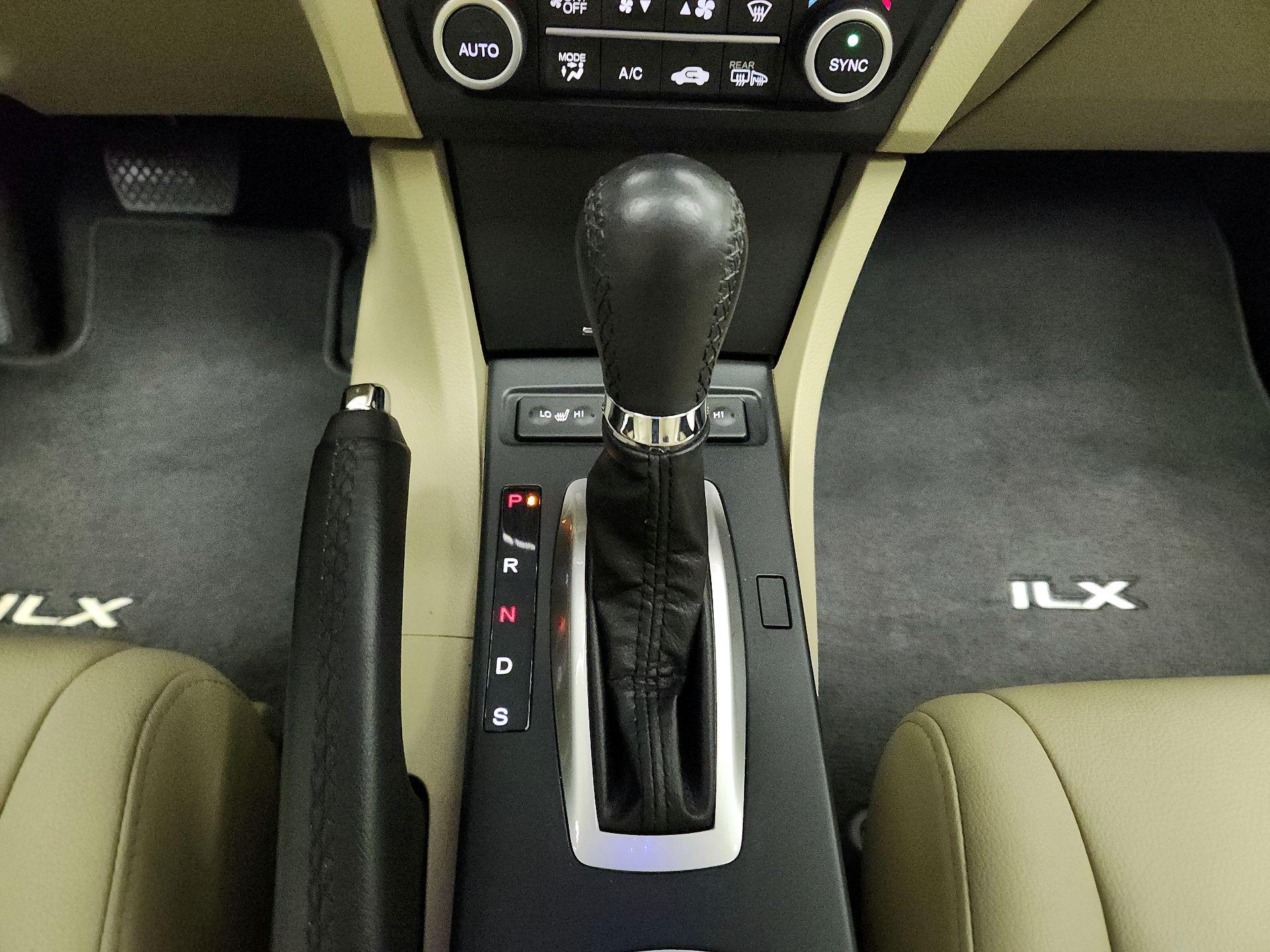 Thumbnail: 2016 Acura ILX - 17