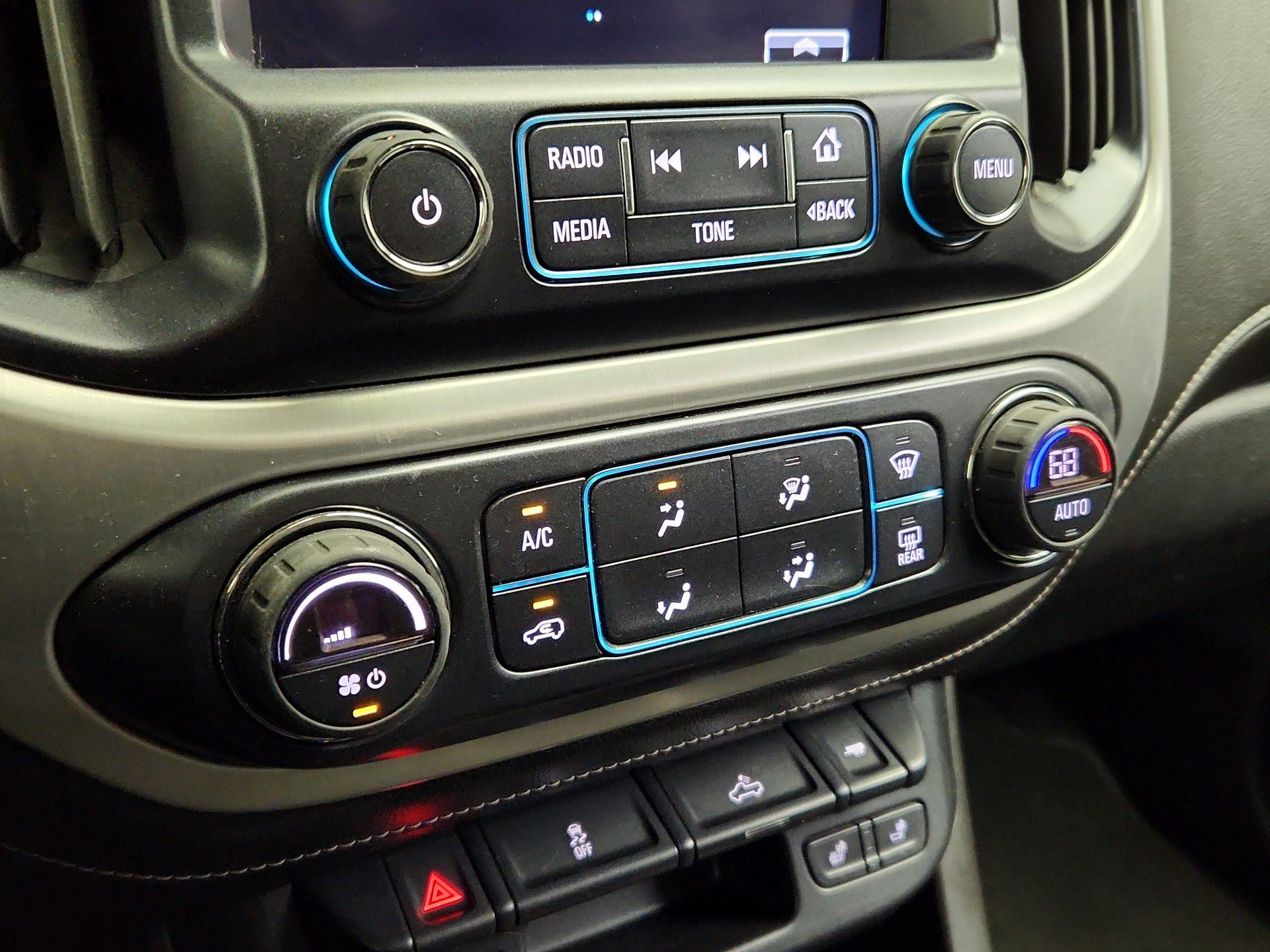 Thumbnail: 2017 GMC Canyon - 17