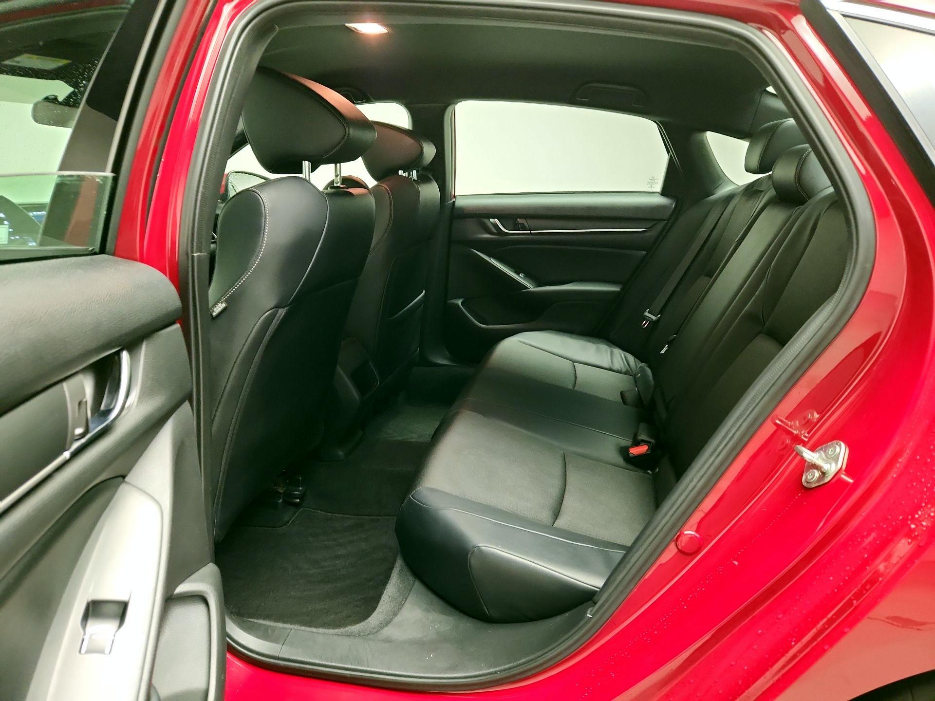 Thumbnail: 2018 Honda Accord - 19