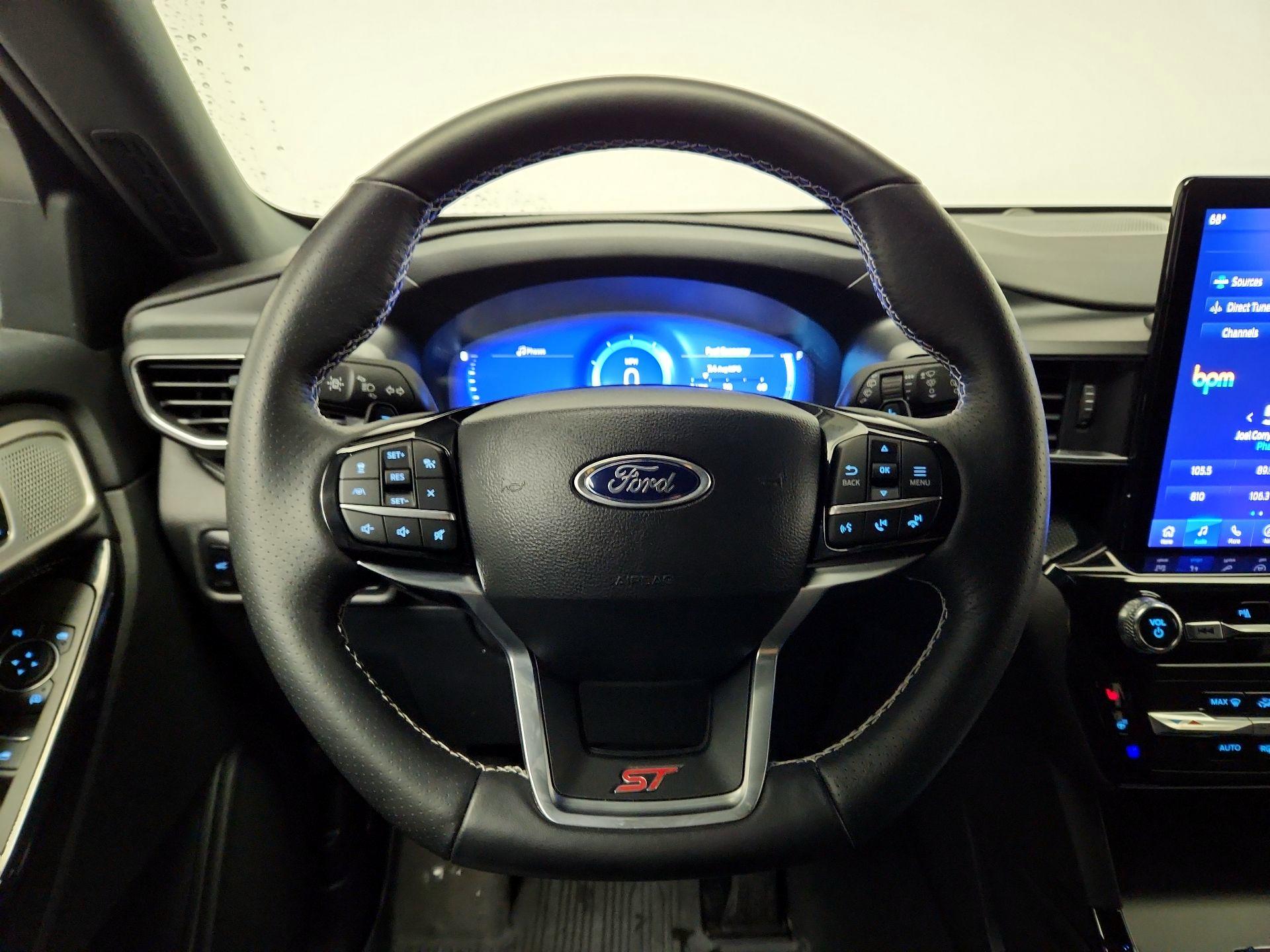 Thumbnail: 2023 Ford Explorer - 10