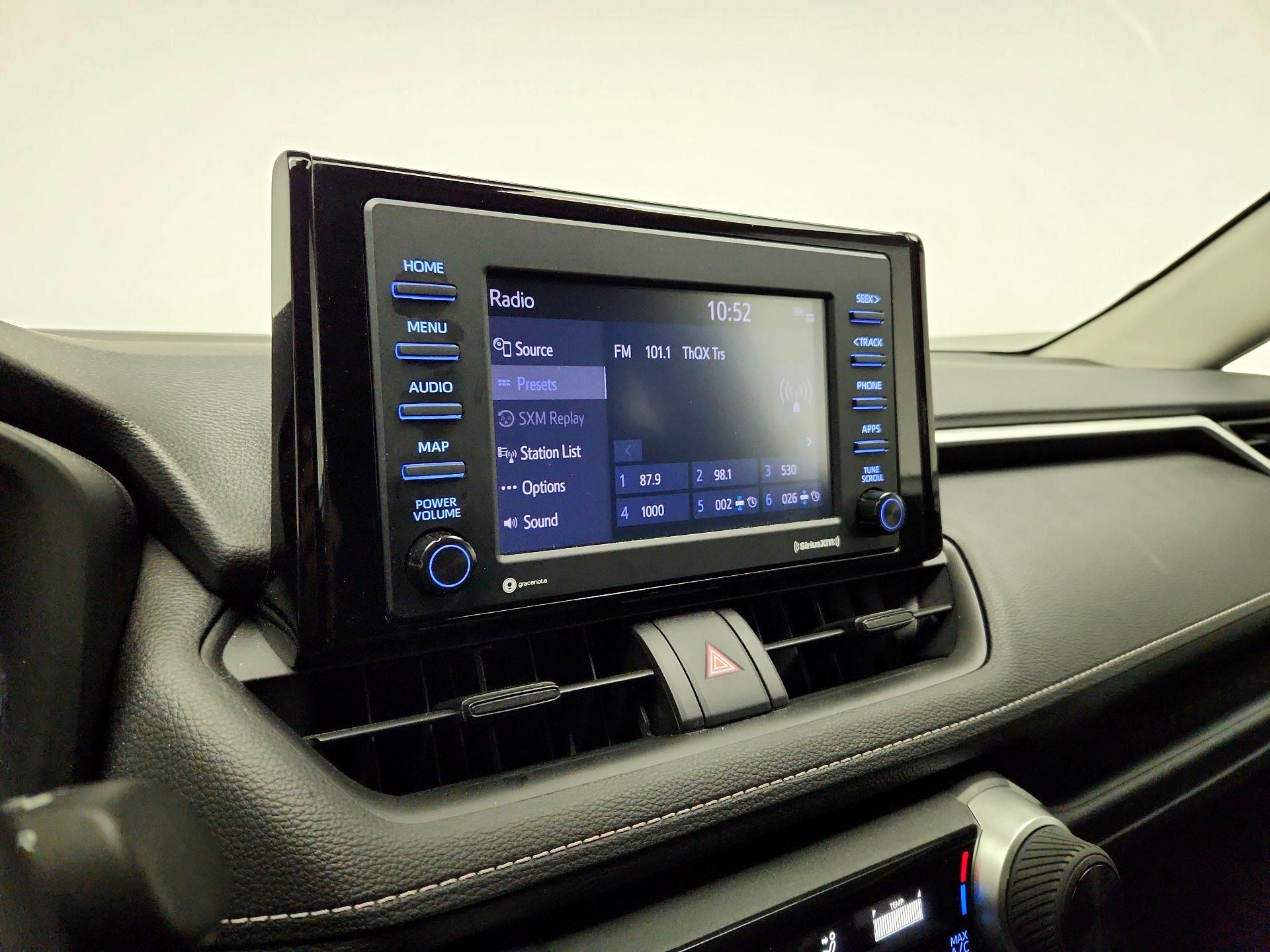 Thumbnail: 2022 Toyota RAV4 - 15