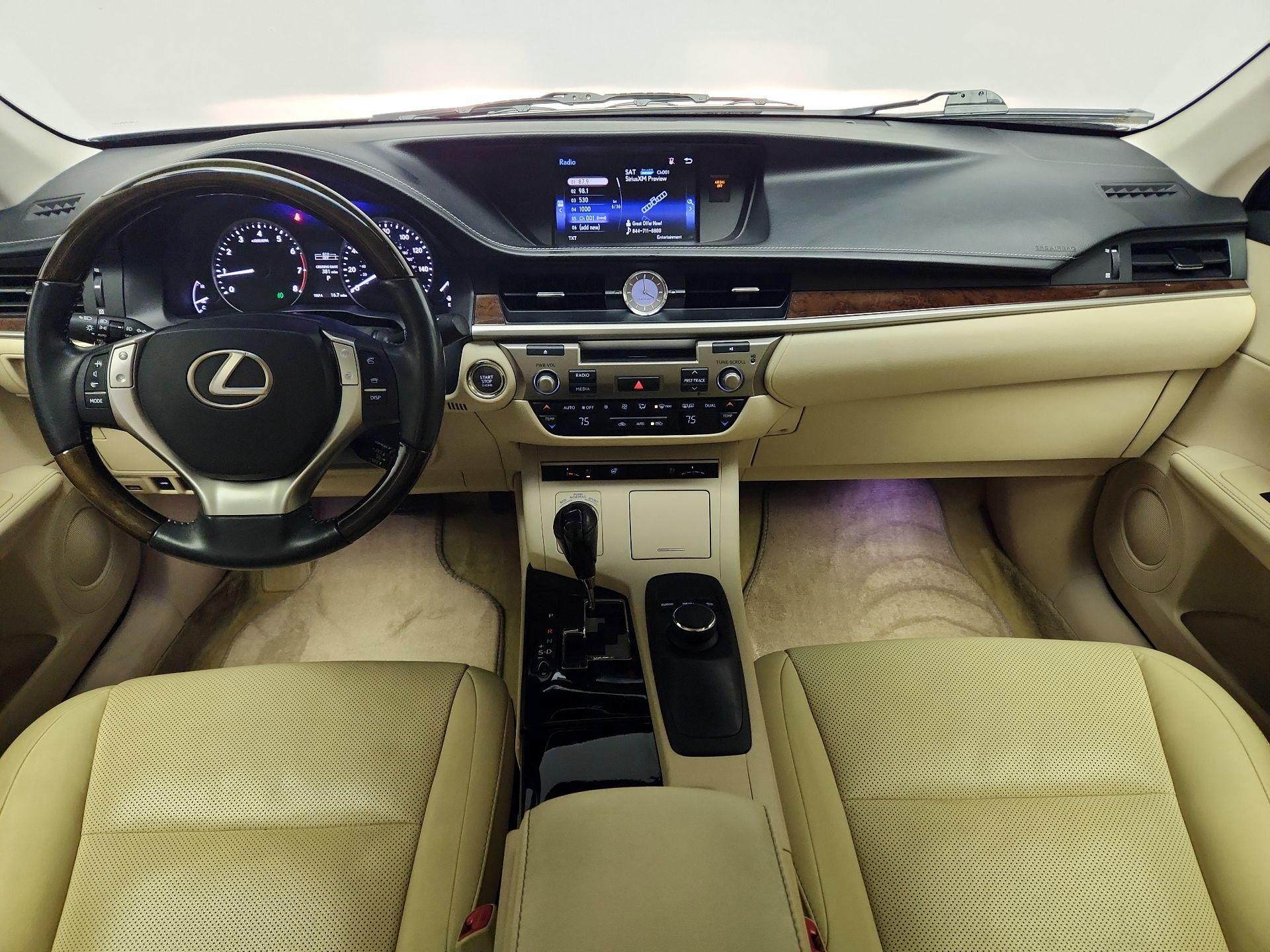 Thumbnail: 2015 Lexus ES - 9
