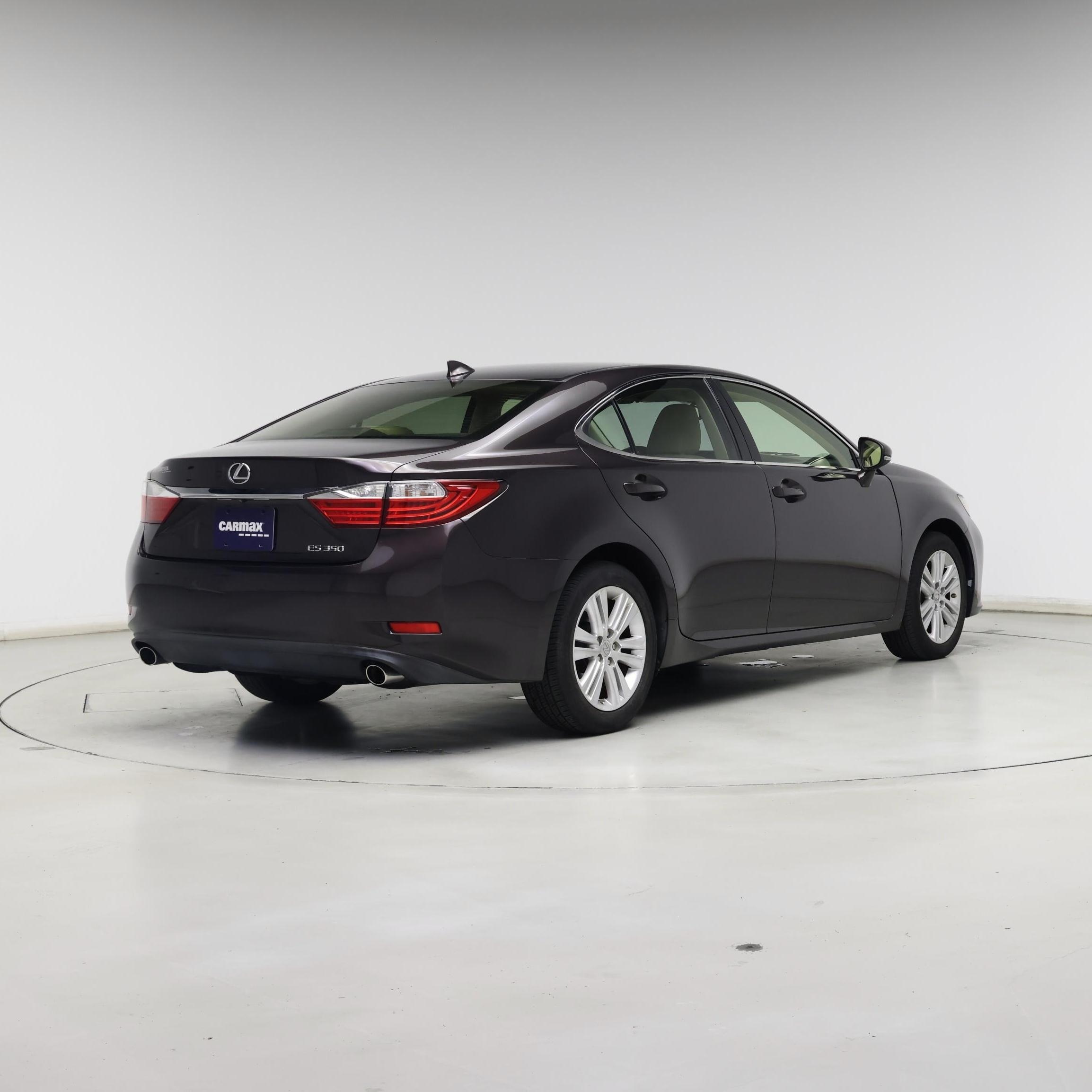 Thumbnail: 2015 Lexus ES - 8
