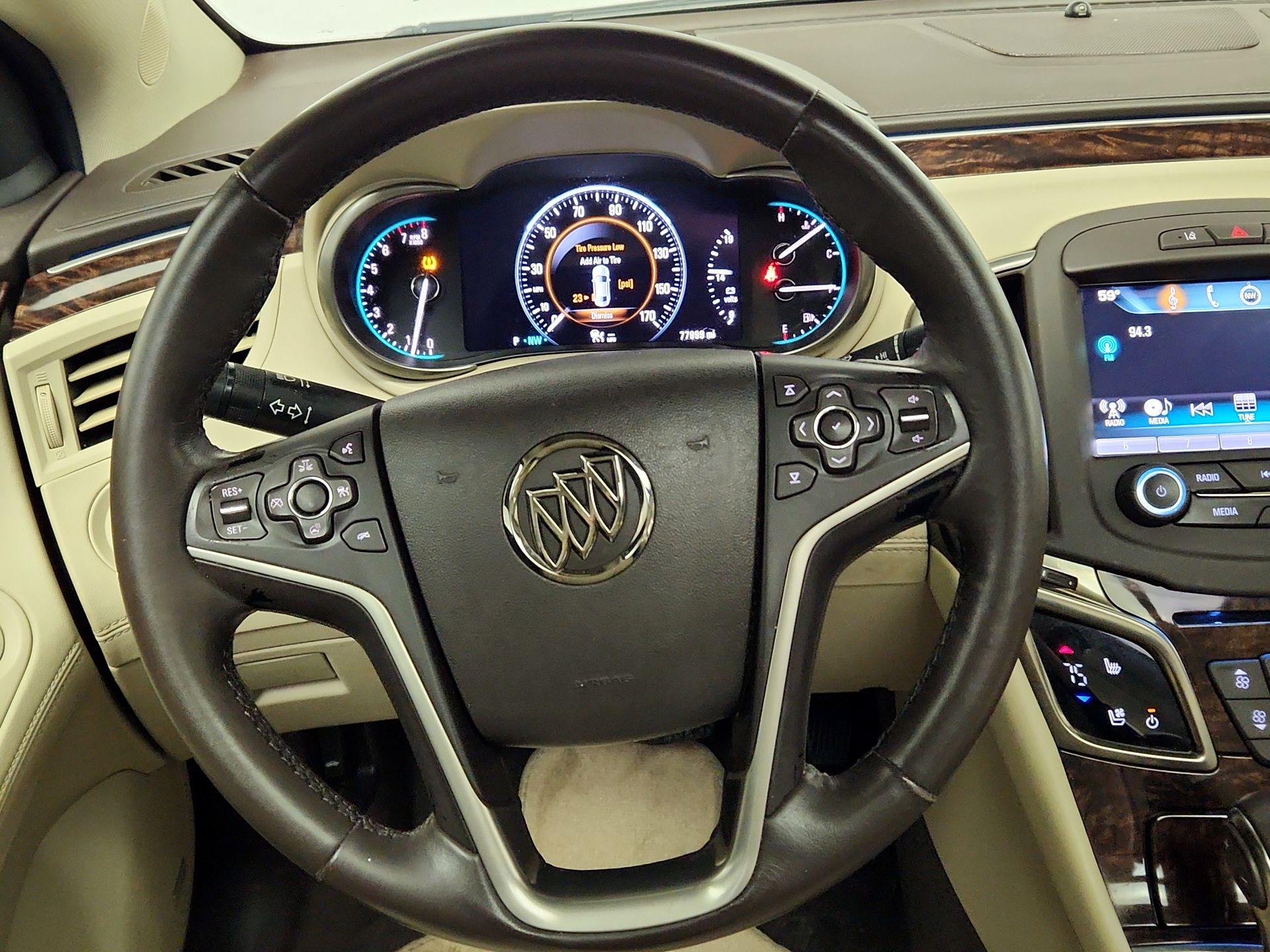 Thumbnail: 2016 Buick LaCrosse - 10