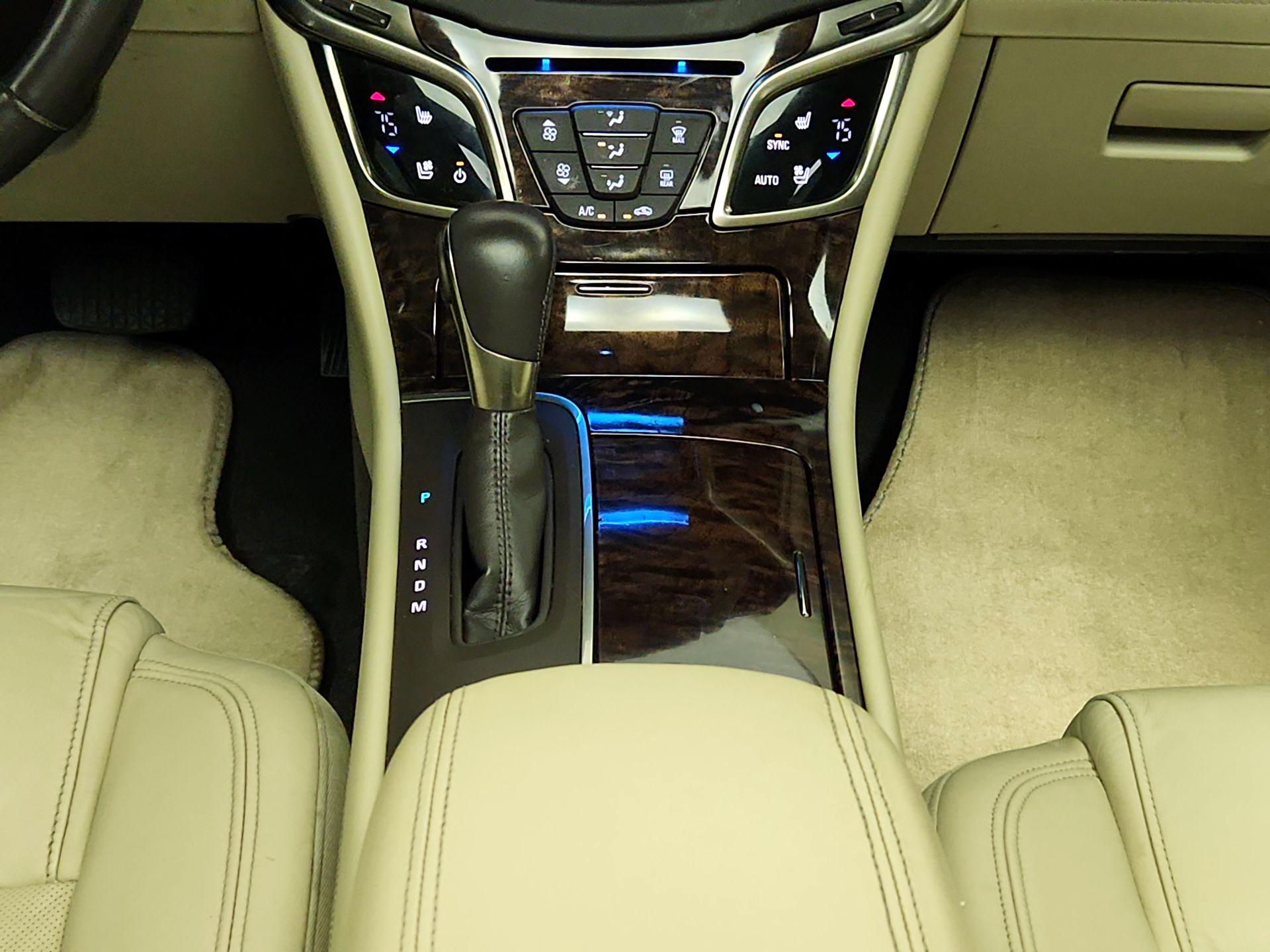 Thumbnail: 2016 Buick LaCrosse - 17