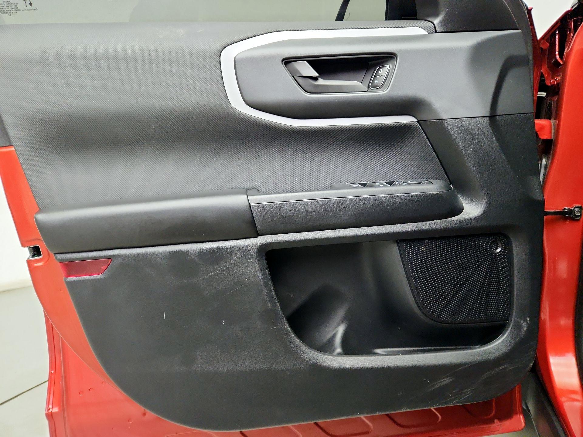 Thumbnail: 2023 Ford Bronco Sport - 12