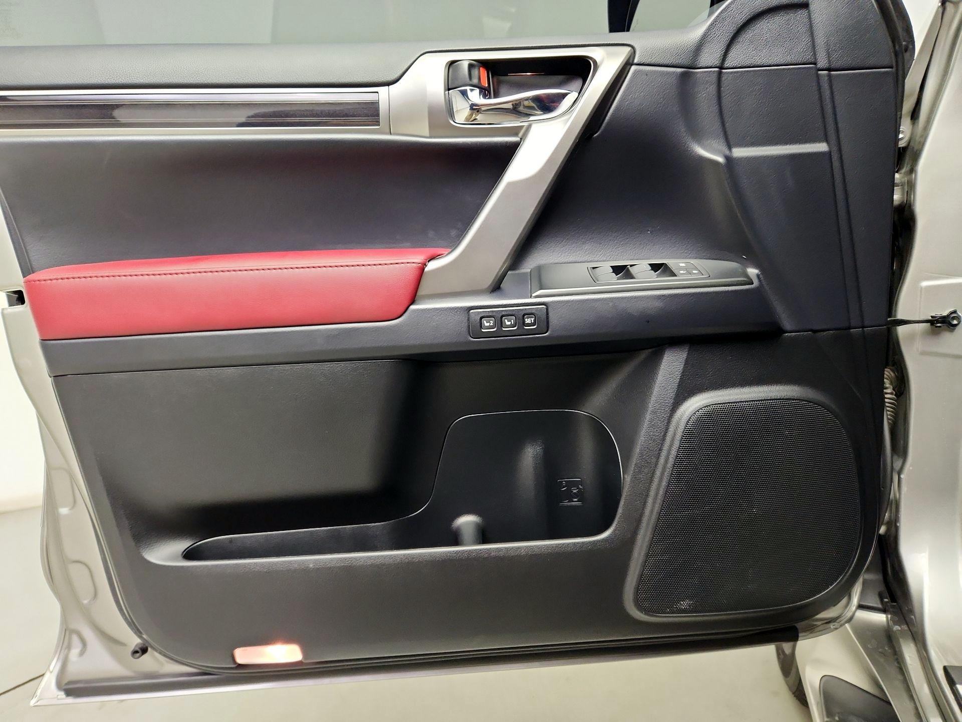 Thumbnail: 2022 Lexus GX - 12