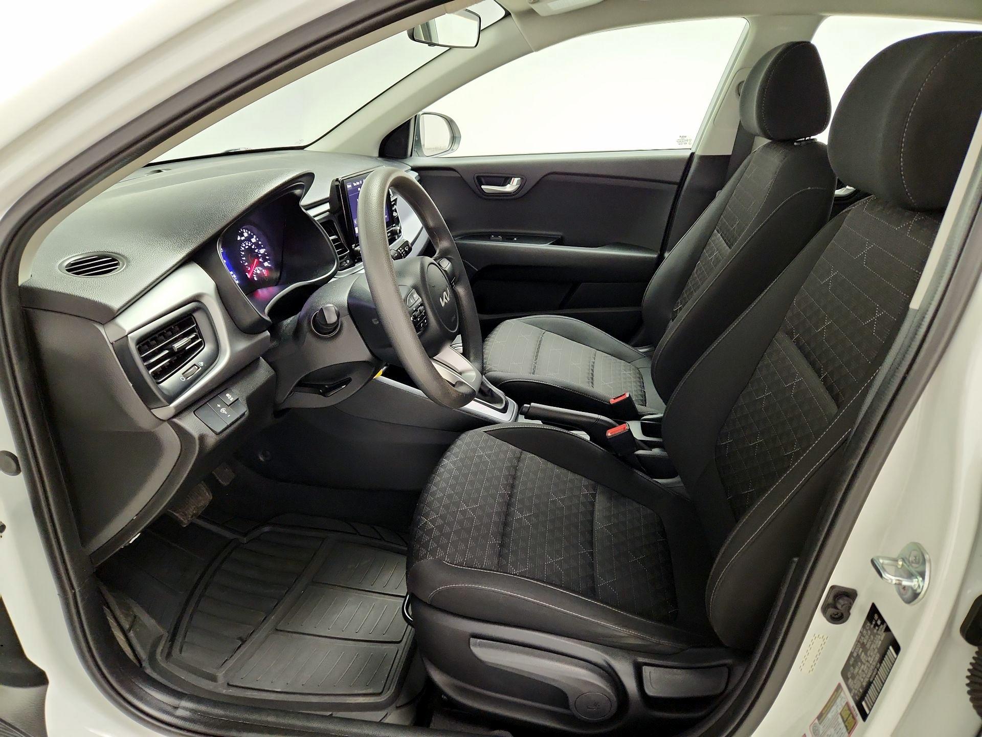 Thumbnail: 2023 Kia Rio - 11