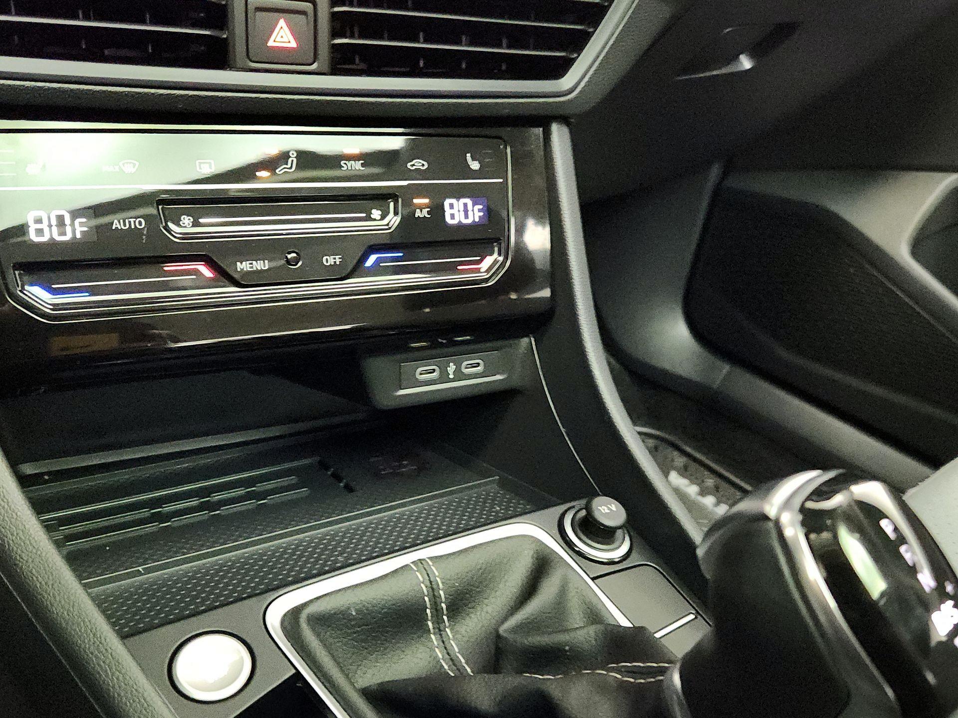 Thumbnail: 2025 Volkswagen Jetta - 18