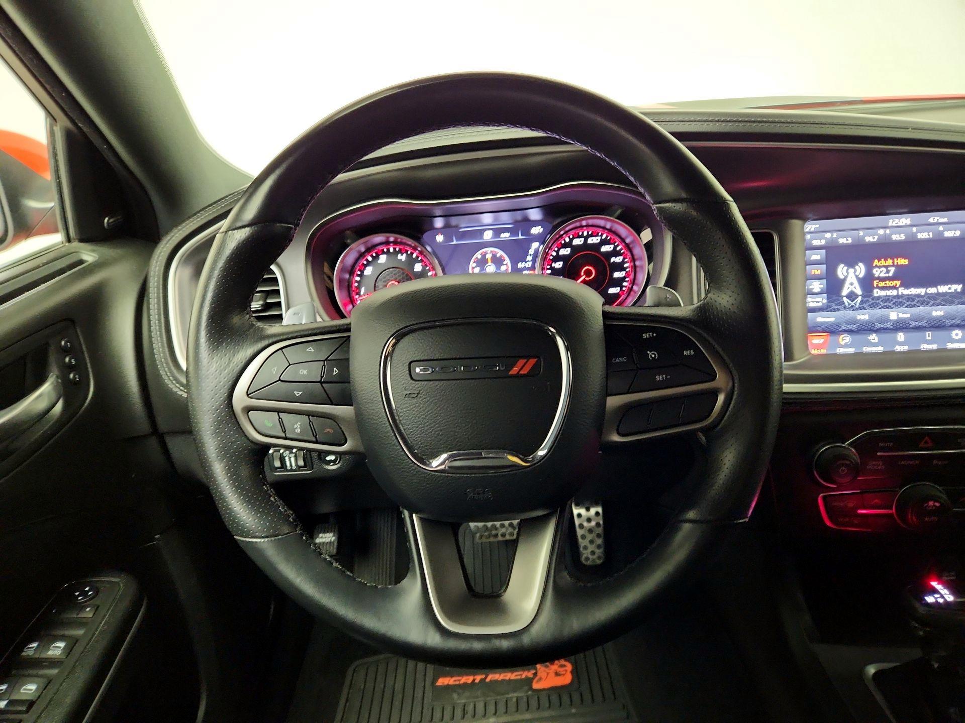 Thumbnail: 2020 Dodge Charger - 10