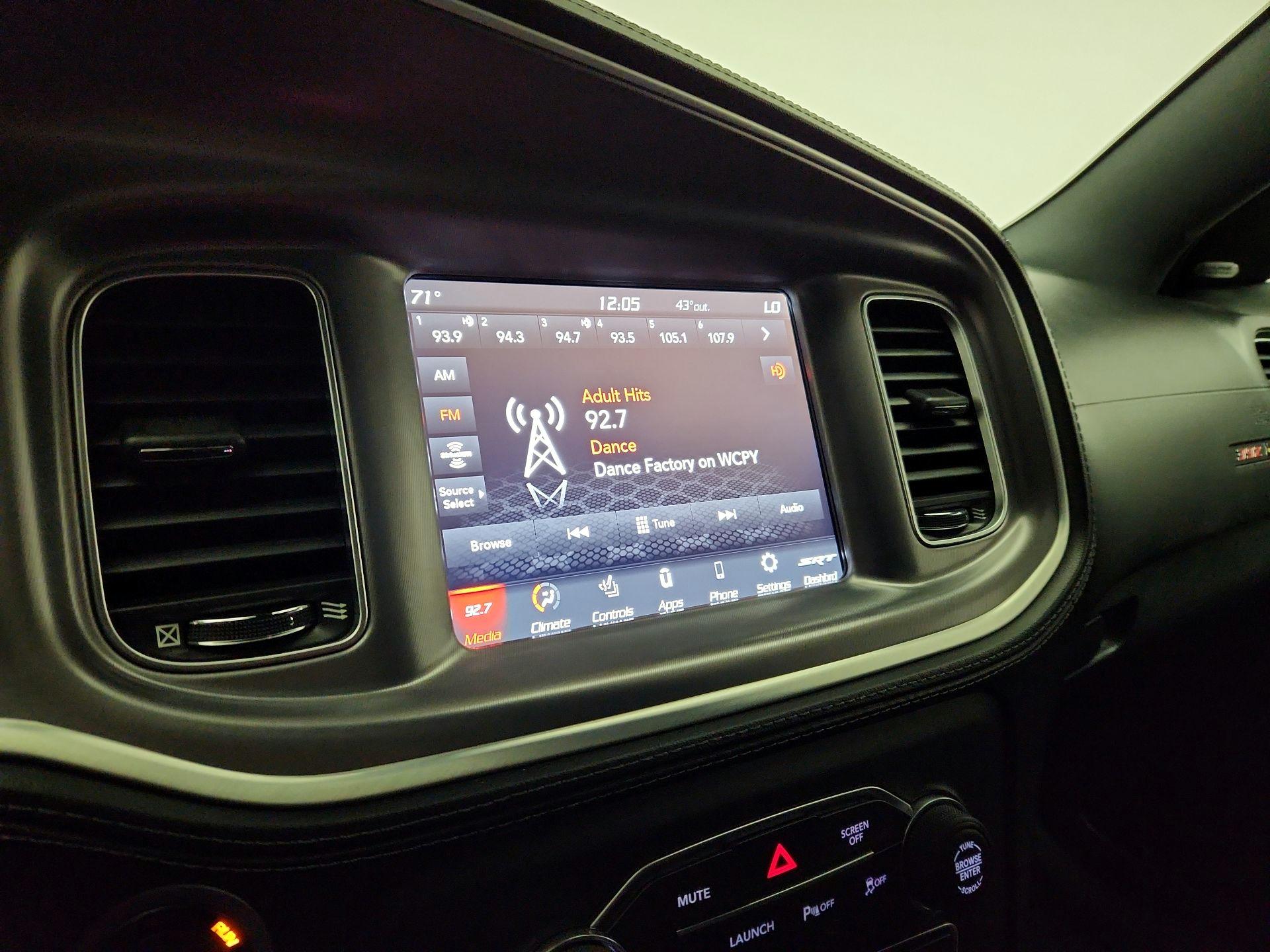 Thumbnail: 2020 Dodge Charger - 15