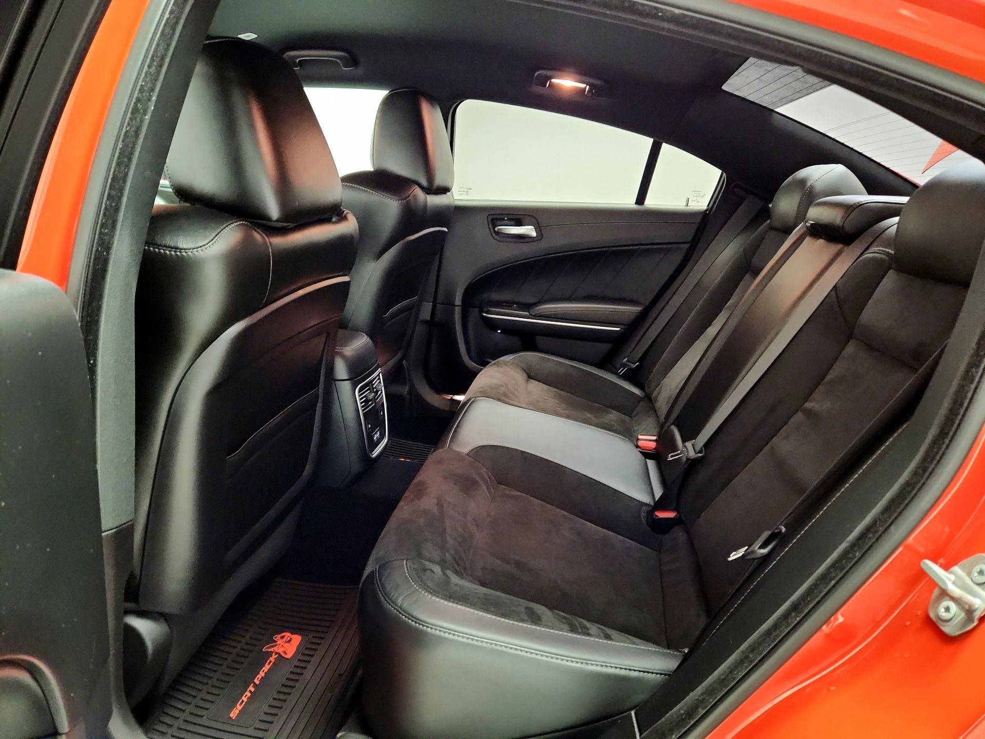 Thumbnail: 2020 Dodge Charger - 19