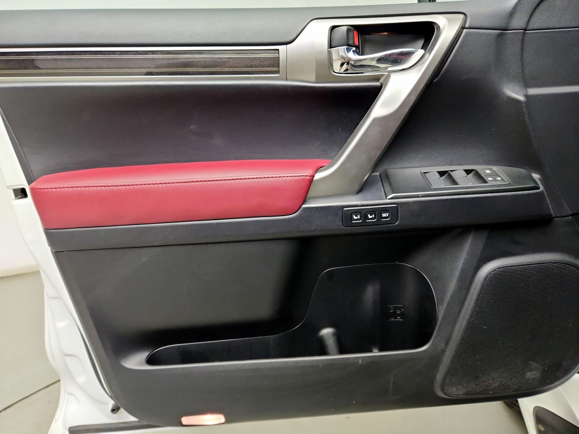 Thumbnail: 2023 Lexus GX - 12