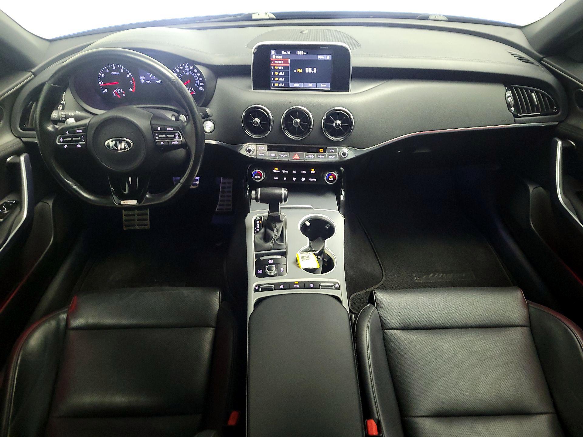 Thumbnail: 2019 Kia Stinger - 9