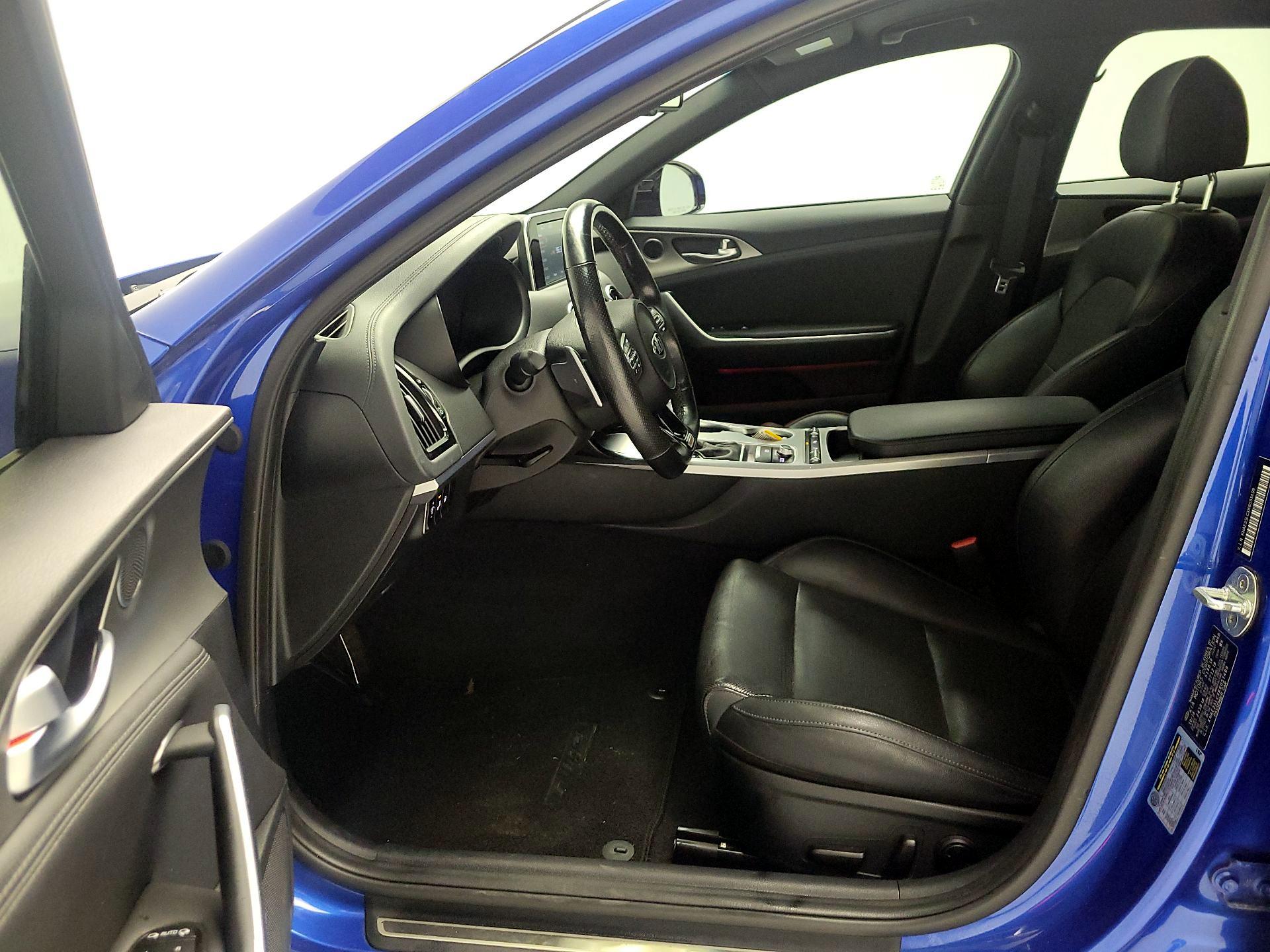 Thumbnail: 2019 Kia Stinger - 11