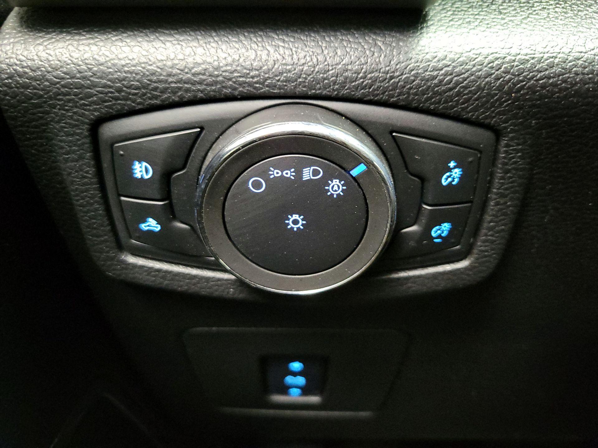 Thumbnail: 2017 Ford F-150 - 13