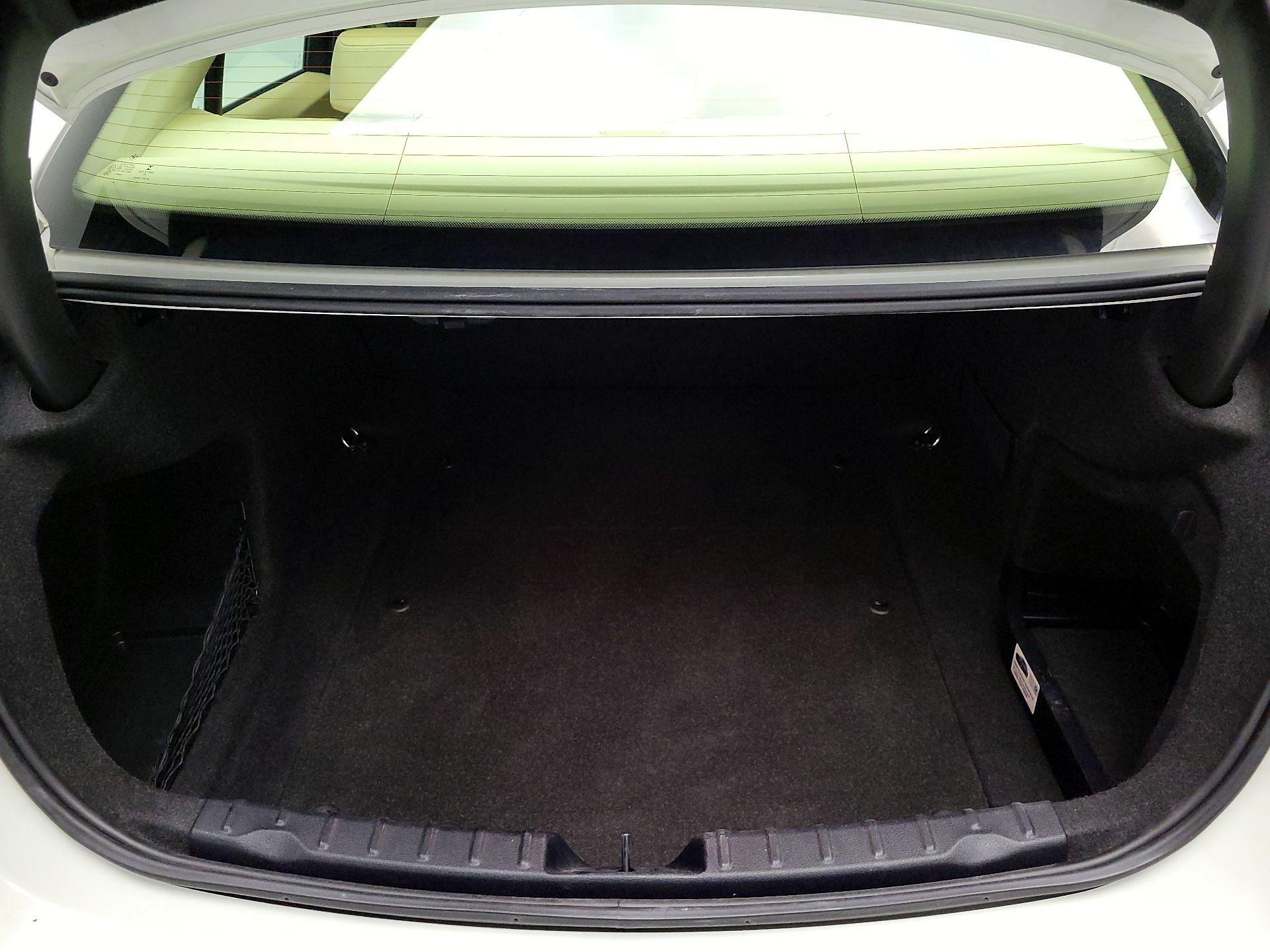 Thumbnail: 2015 BMW 3 Series - 20