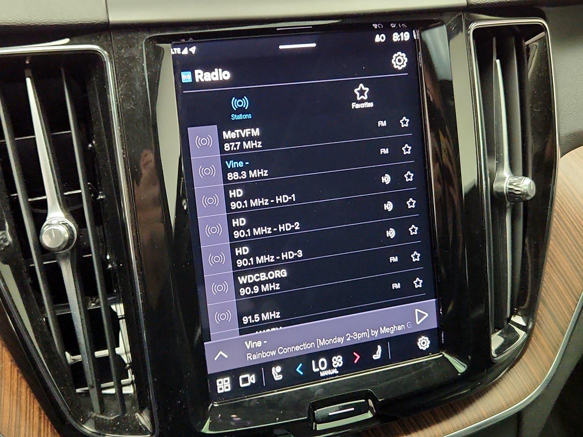 Thumbnail: 2024 Volvo XC60 - 15