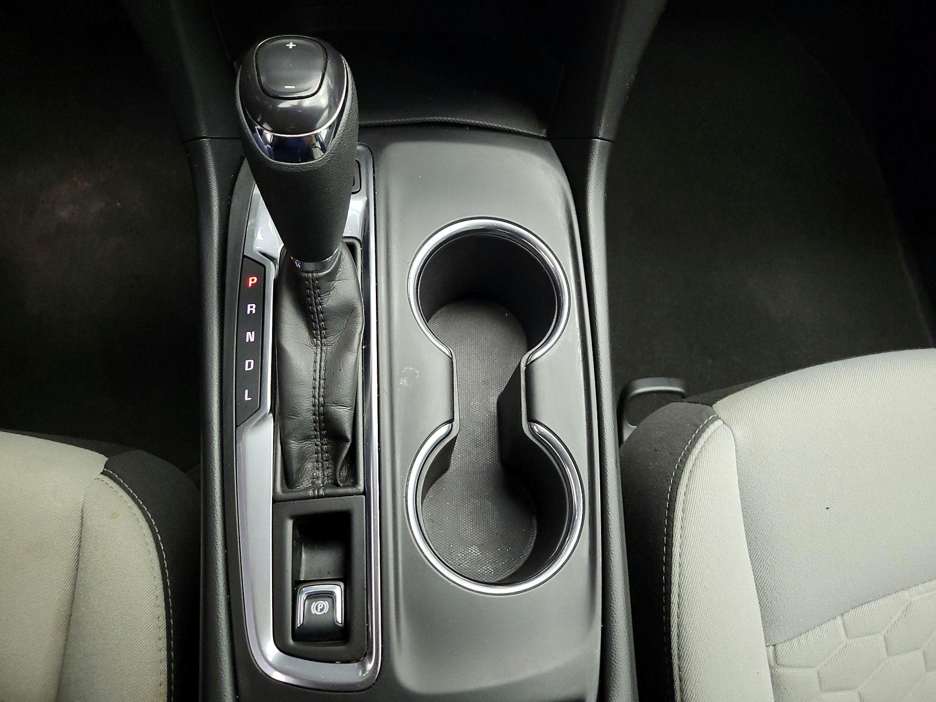 Thumbnail: 2019 Chevrolet Equinox - 16