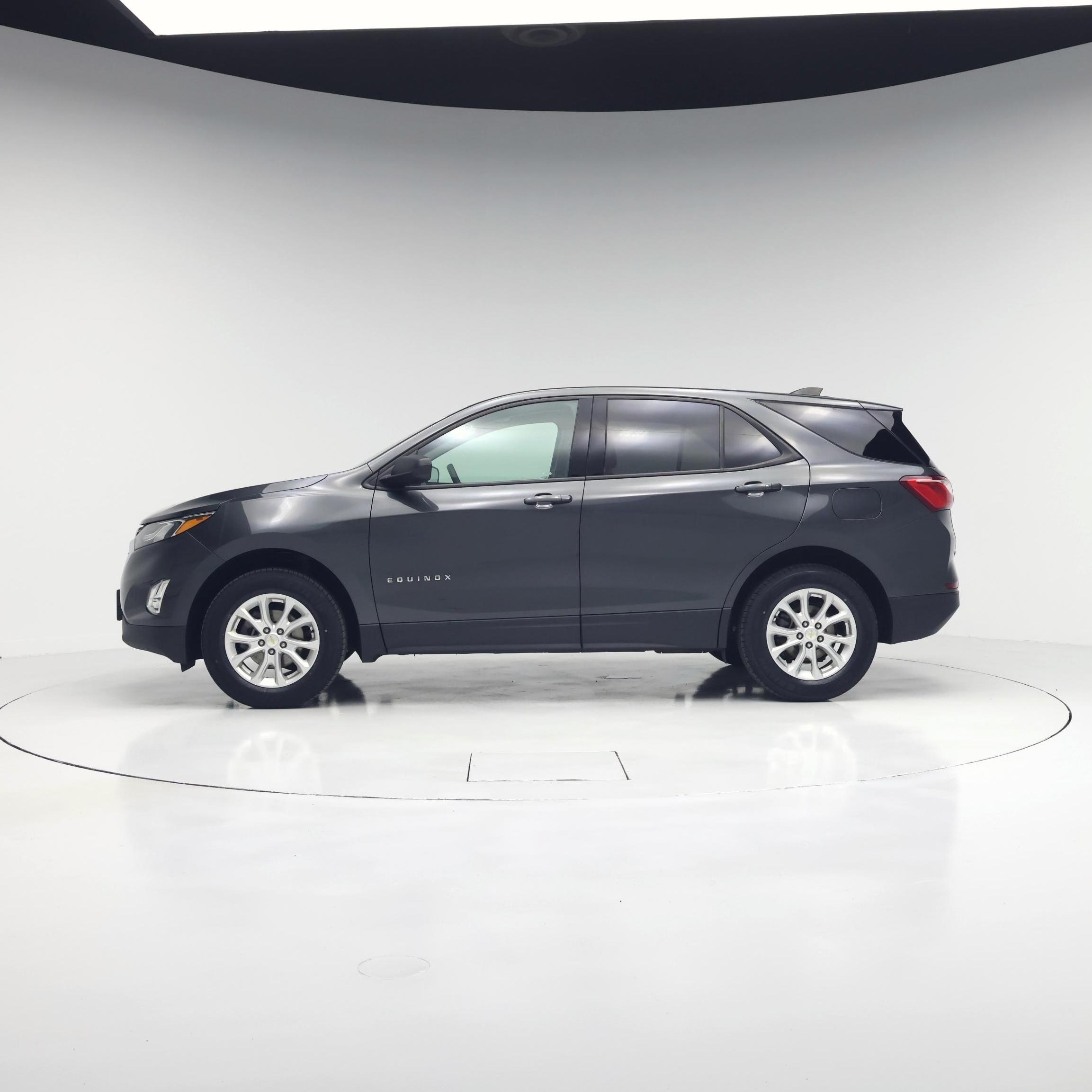 Thumbnail: 2019 Chevrolet Equinox - 3