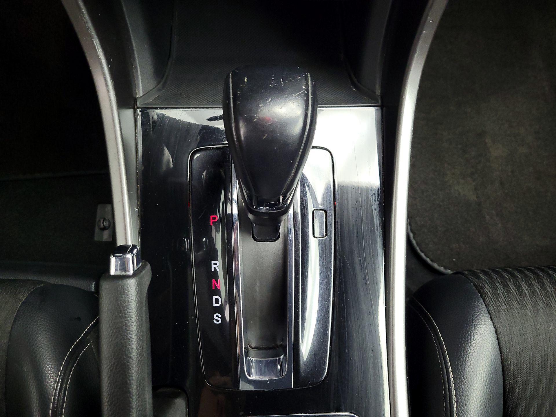 Thumbnail: 2017 Honda Accord - 15