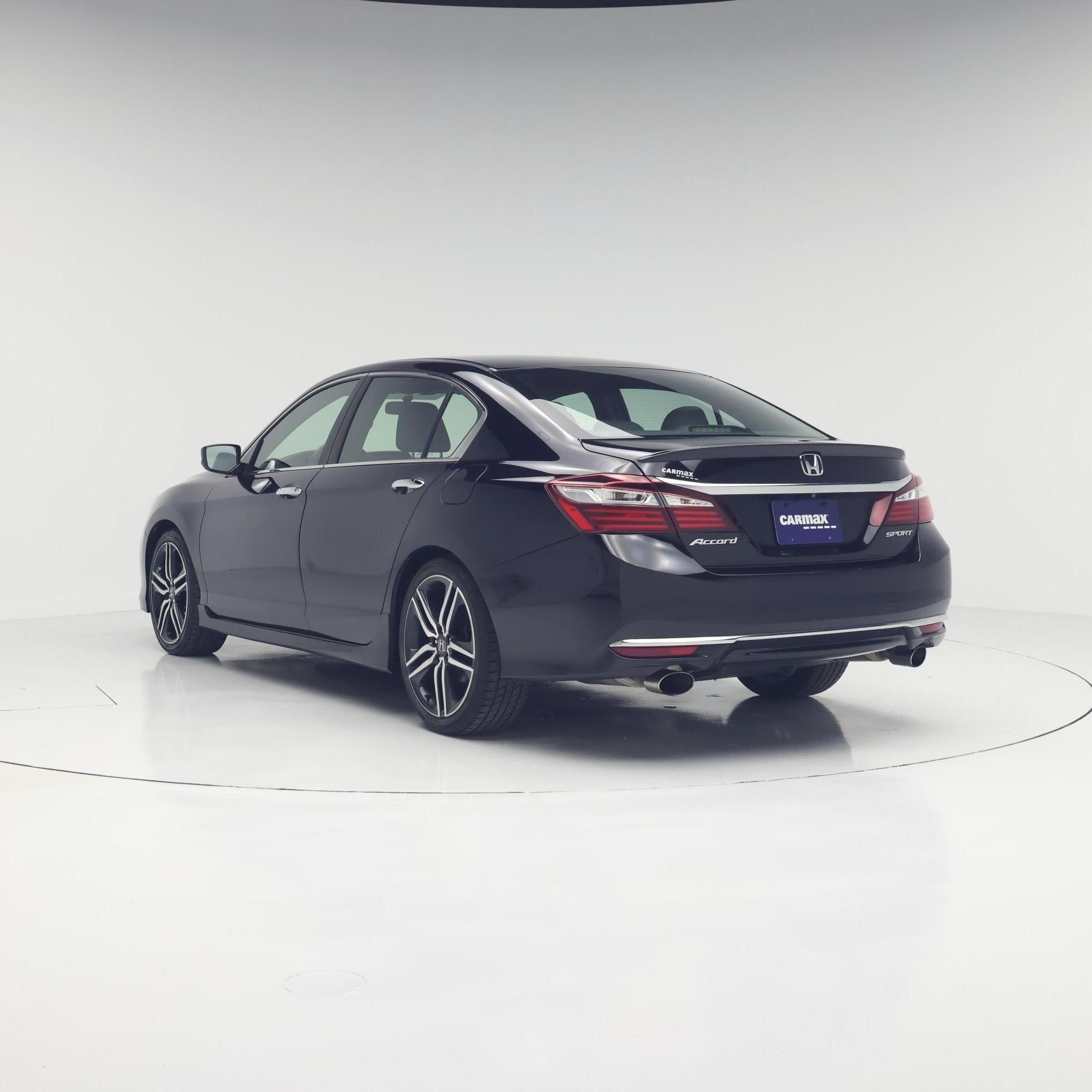 Thumbnail: 2017 Honda Accord - 2