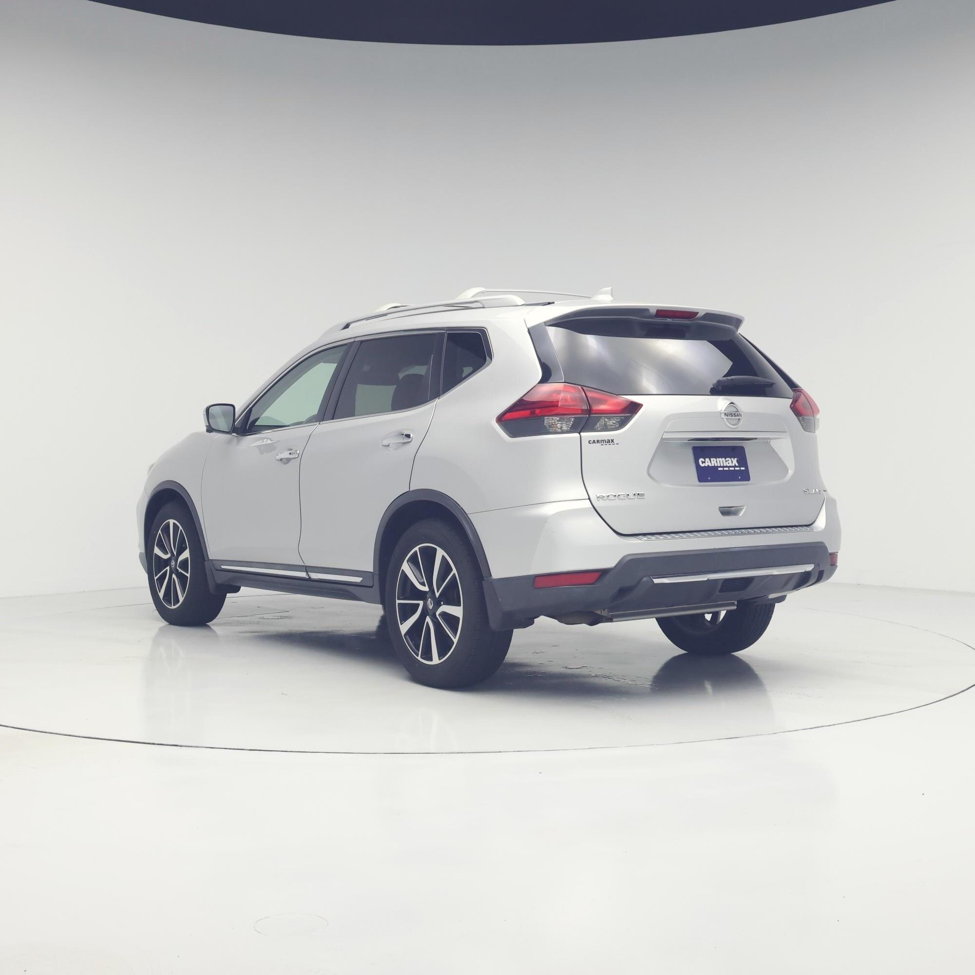 Thumbnail: 2017 Nissan Rogue - 2