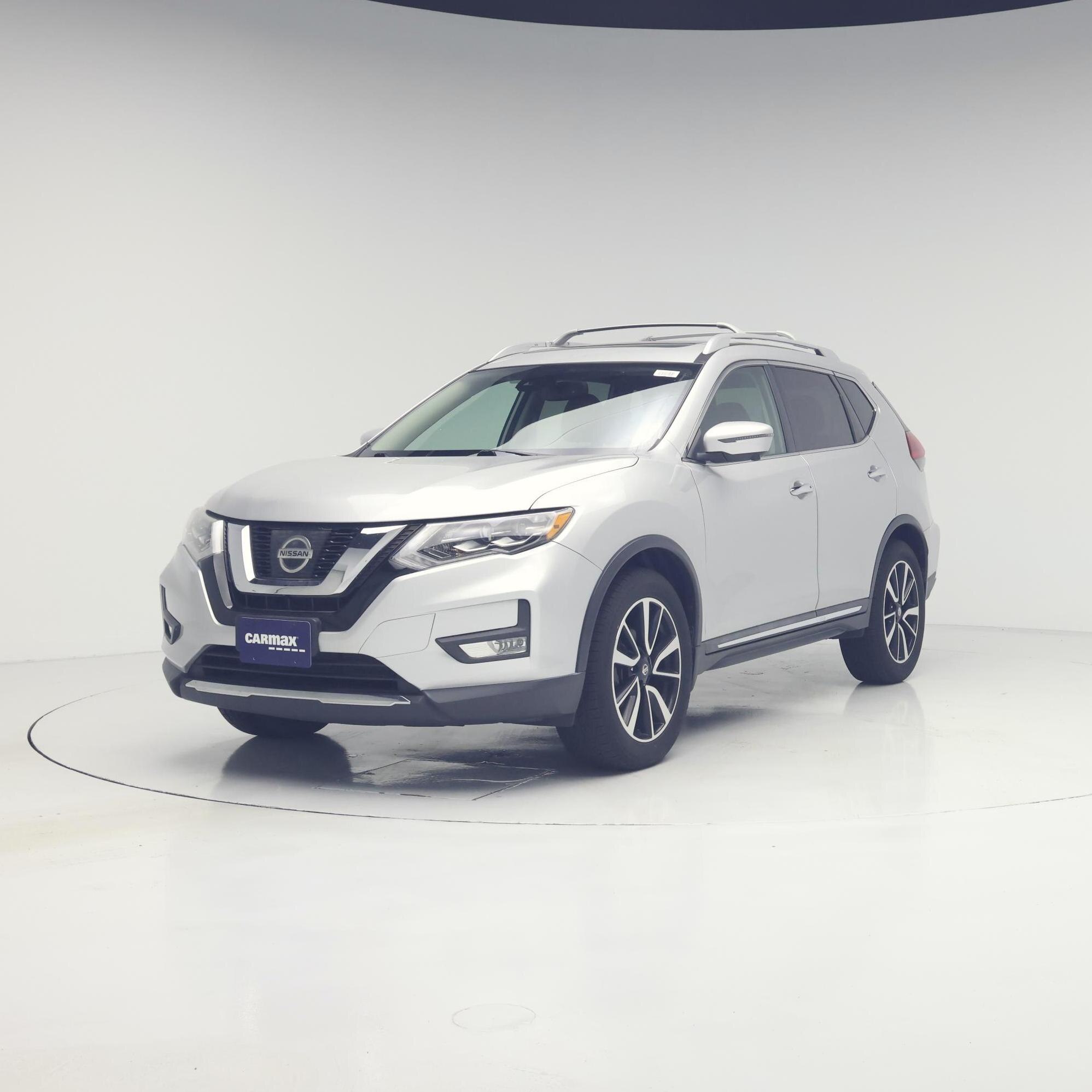 Thumbnail: 2017 Nissan Rogue - 4