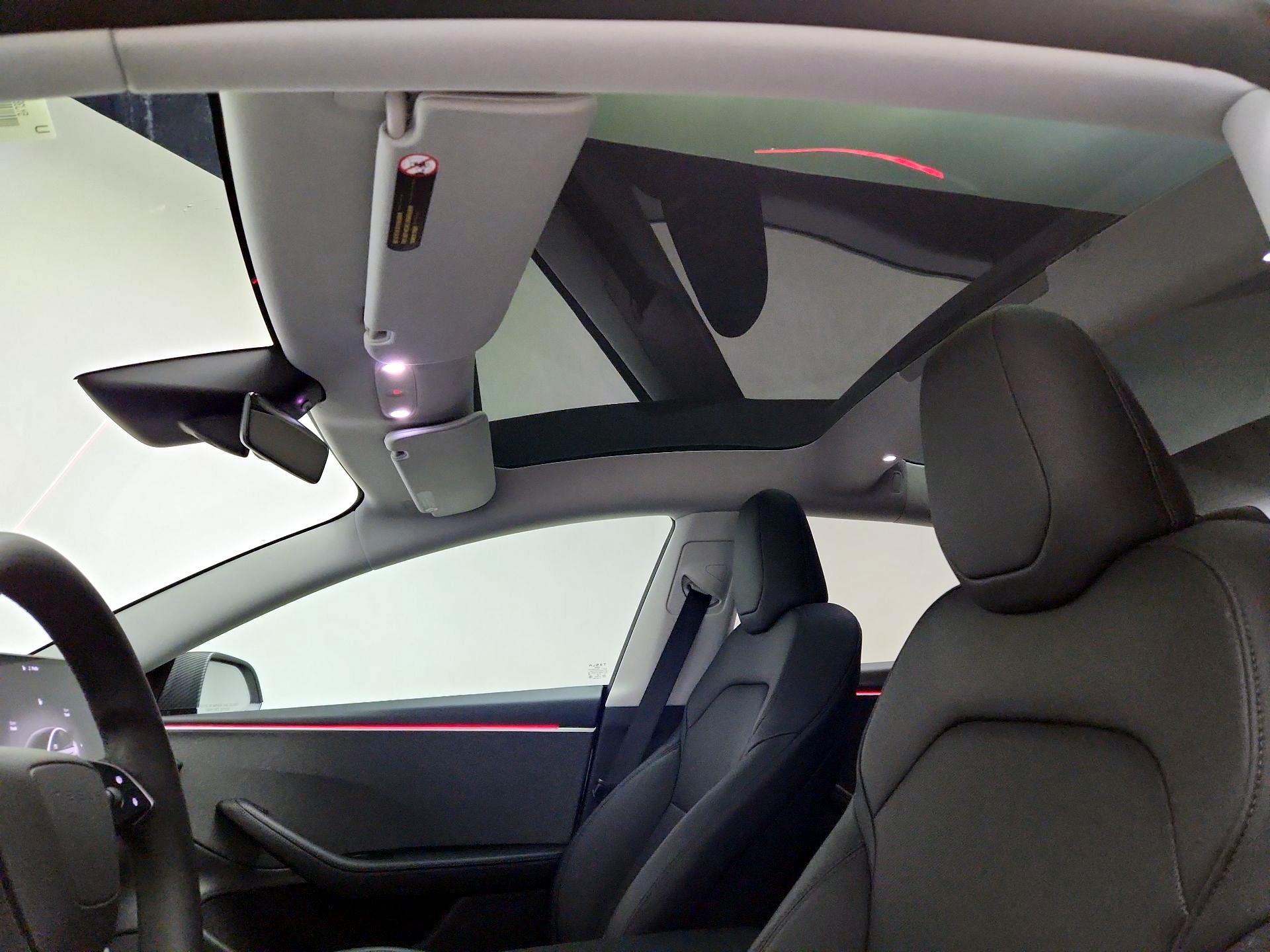 Thumbnail: 2025 Tesla Model 3 - 18