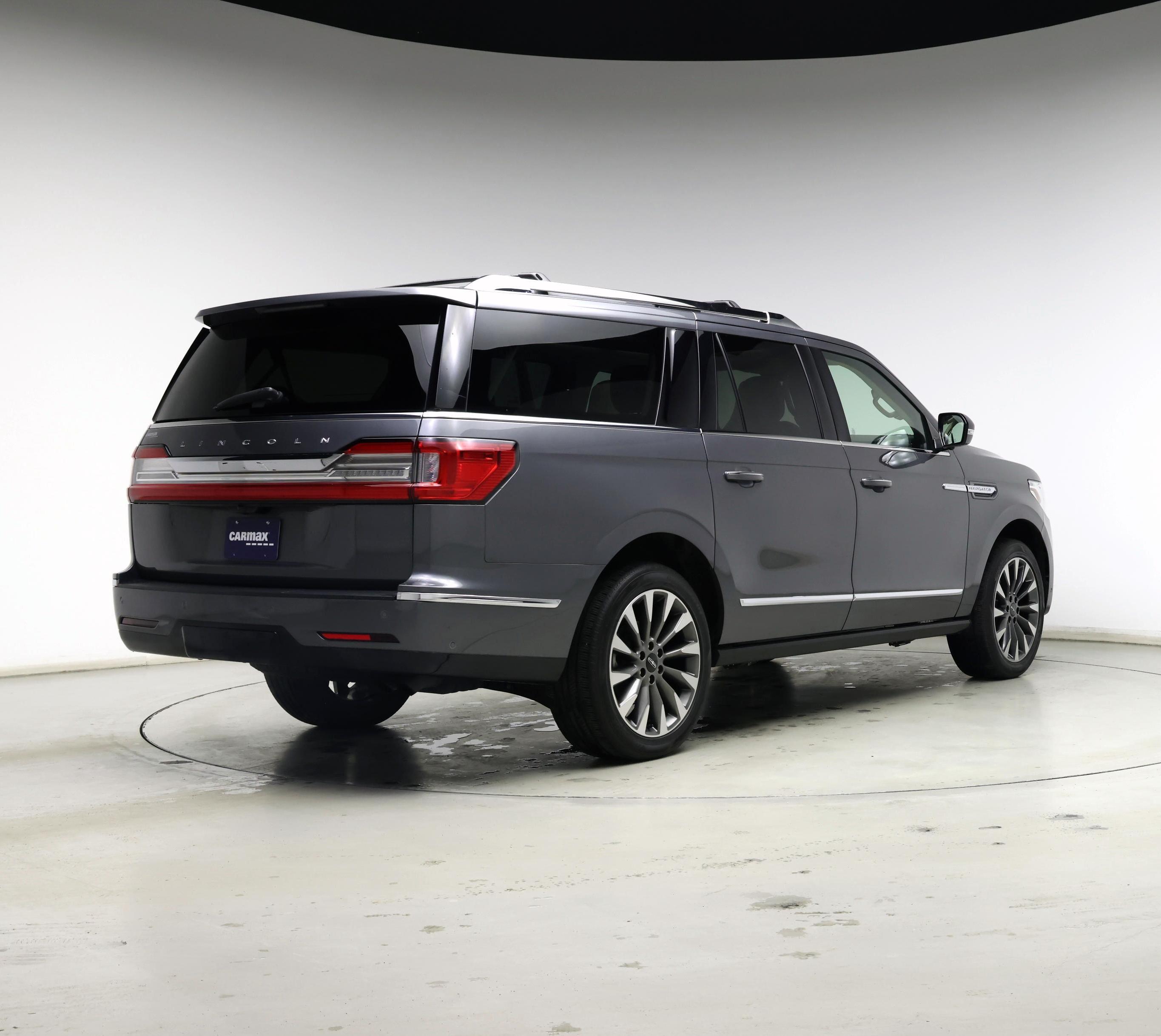 Thumbnail: 2021 Lincoln Navigator L - 8