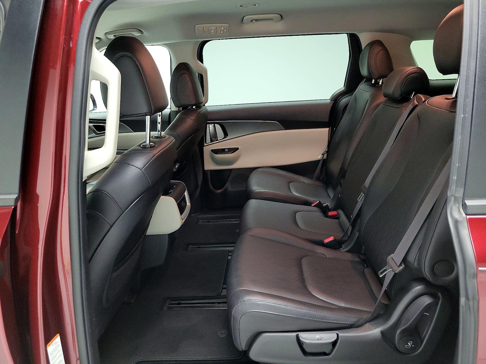 2022 Kia Carnival LX Seat Pkg - Photo 20