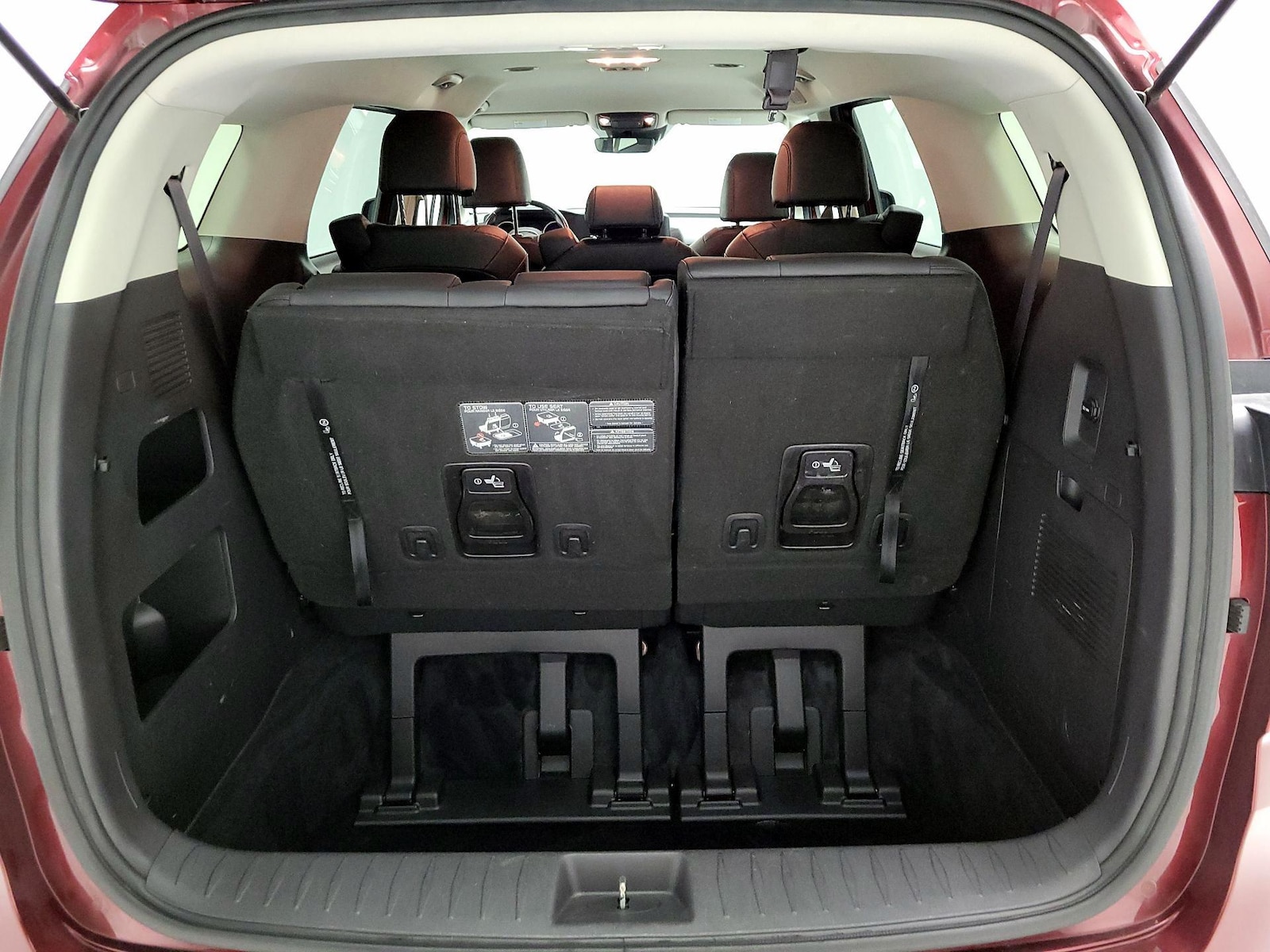 2022 Kia Carnival LX Seat Pkg - Photo 22