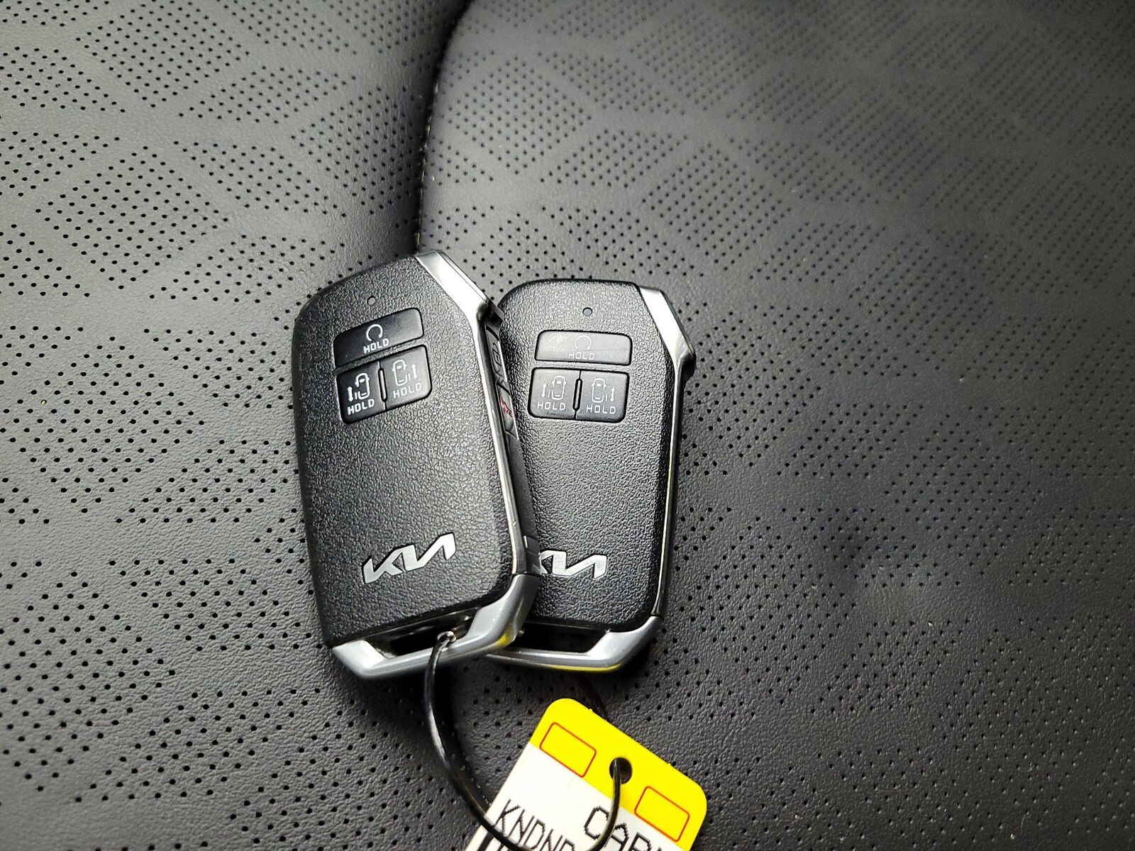 2022 Kia Carnival LX Seat Pkg - Photo 24