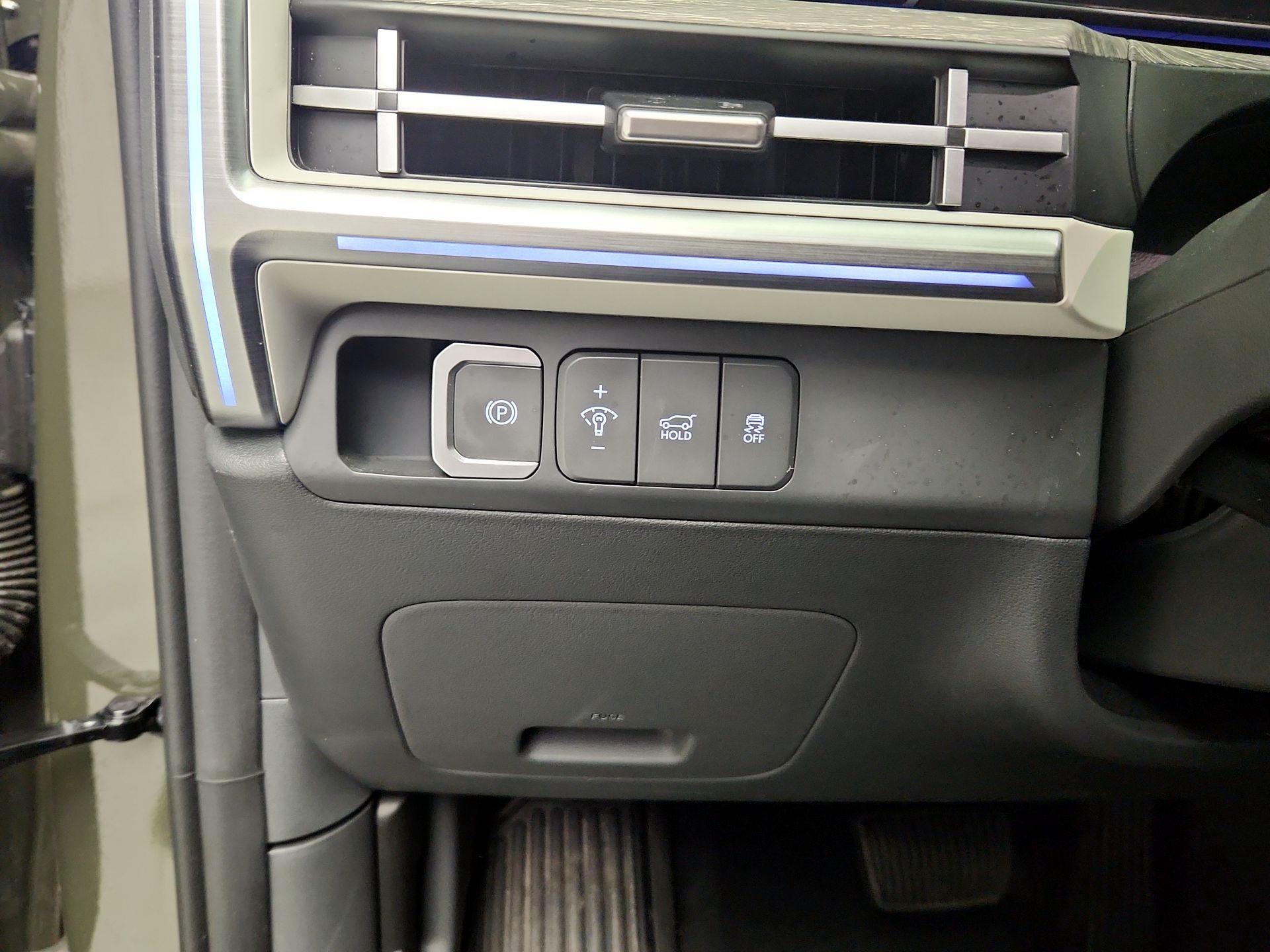 Thumbnail: 2024 Hyundai Santa Fe - 13