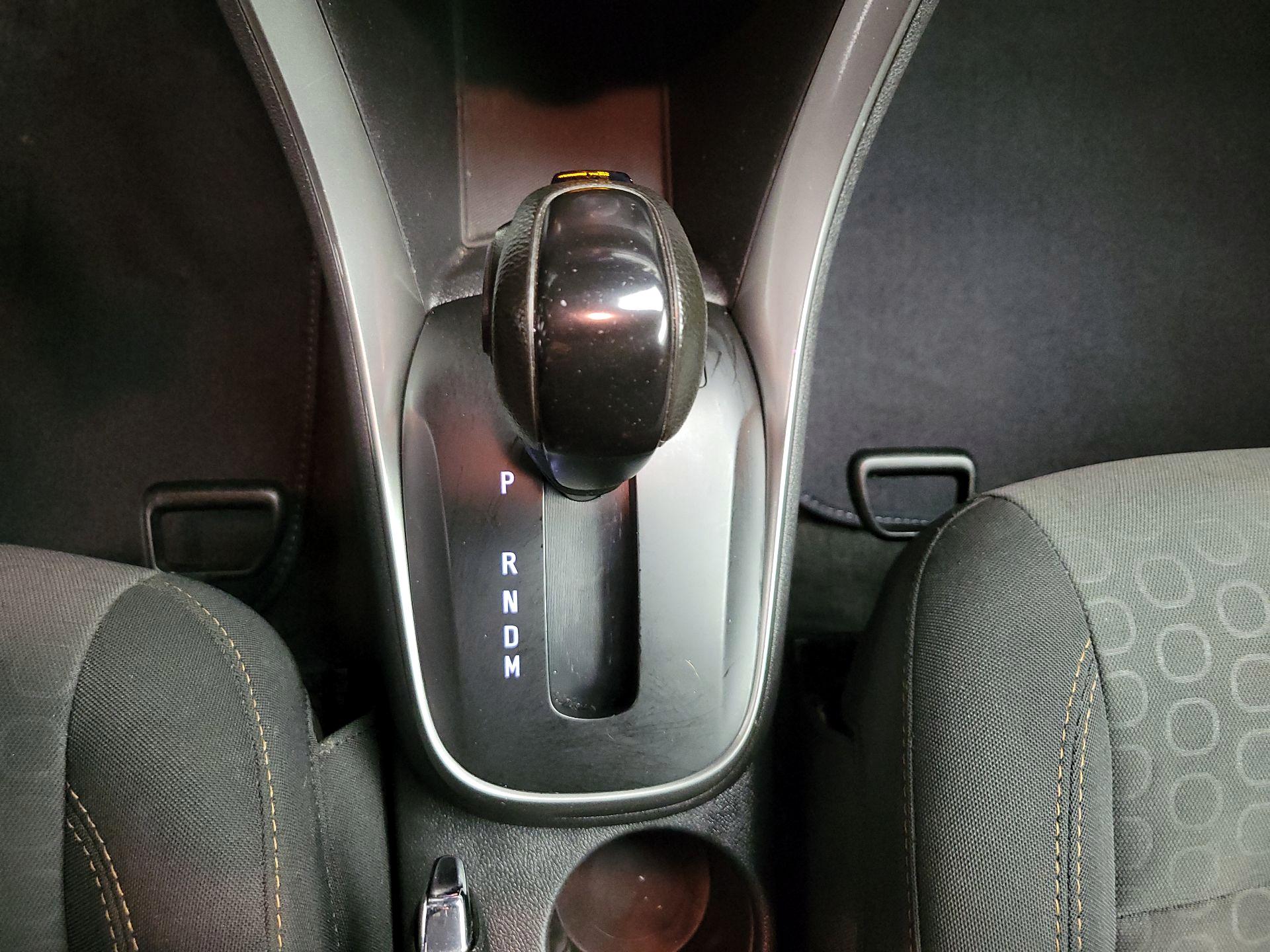 Thumbnail: 2020 Chevrolet Trax - 15