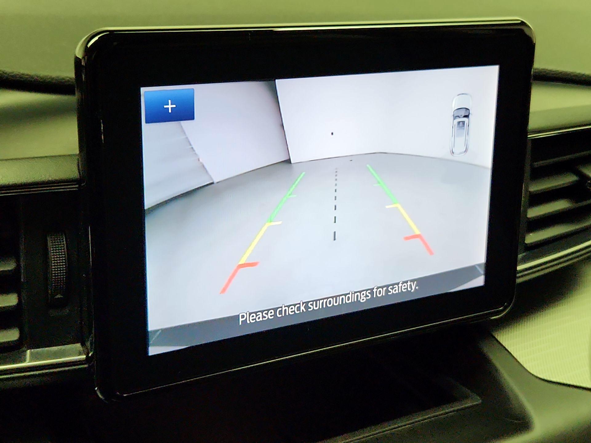 Thumbnail: 2020 Ford Explorer - 14