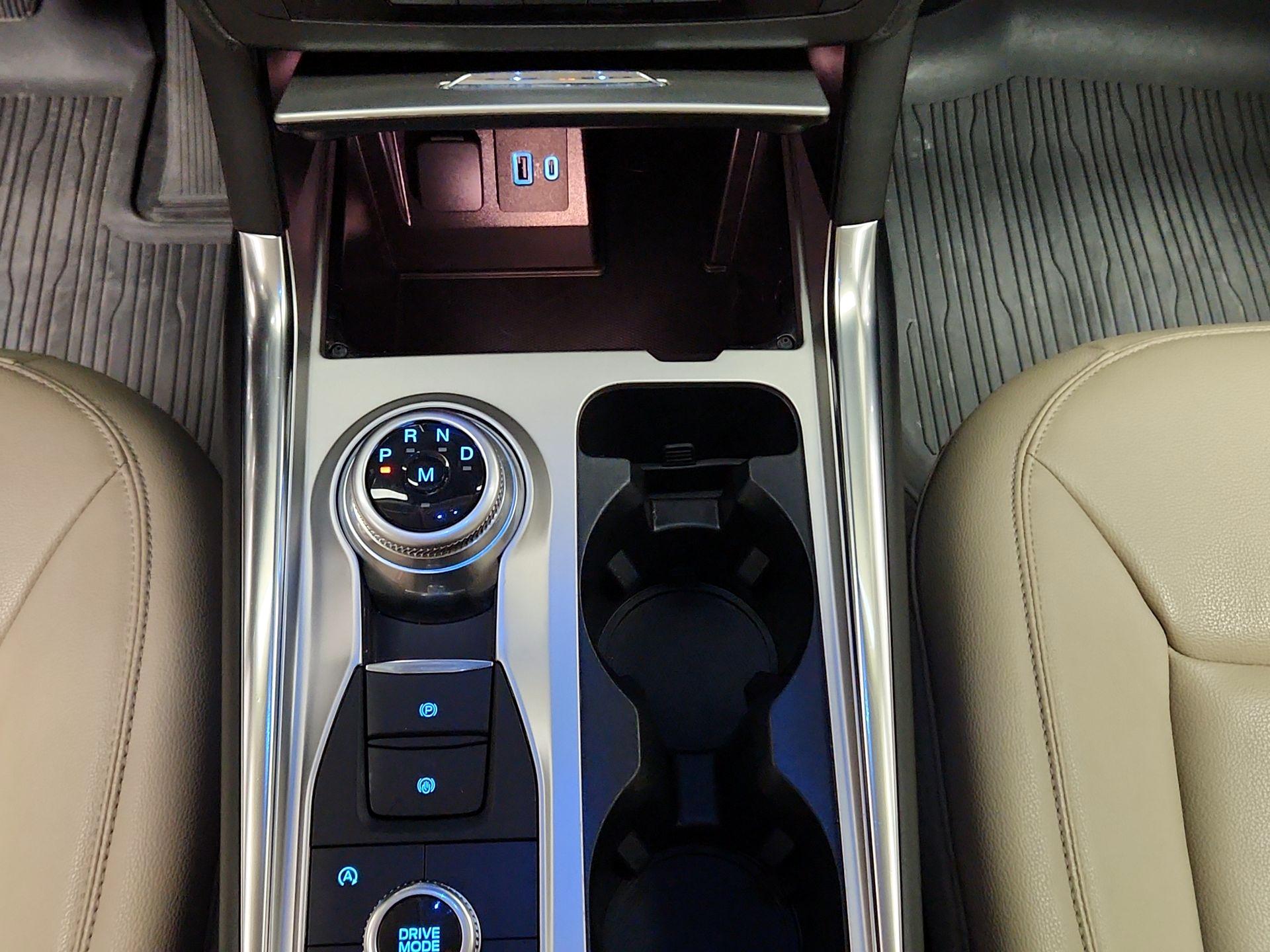 Thumbnail: 2020 Ford Explorer - 17