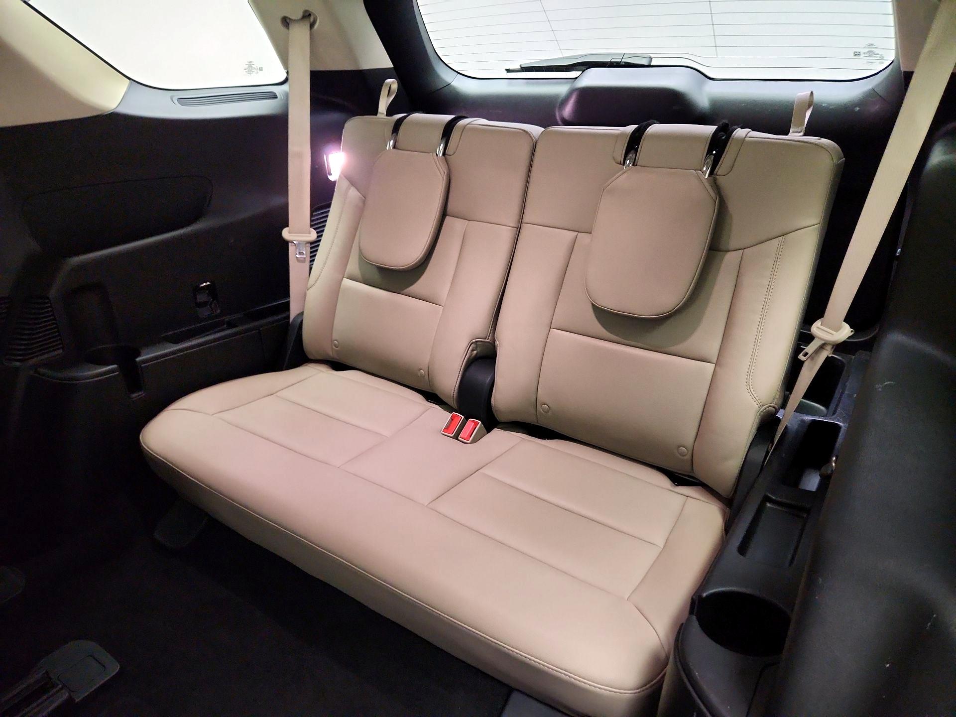 Thumbnail: 2020 Ford Explorer - 20