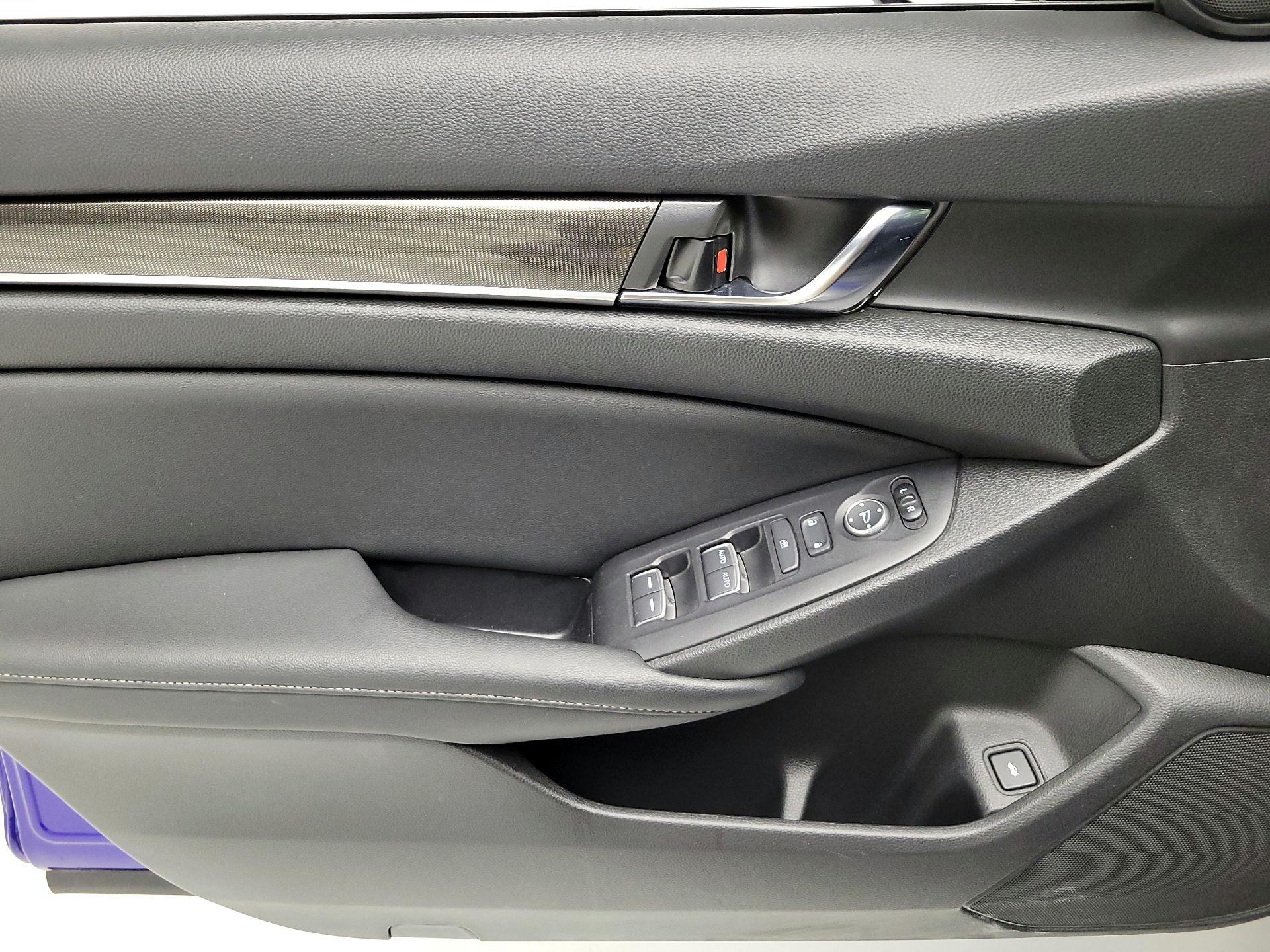 Thumbnail: 2021 Honda Accord - 12