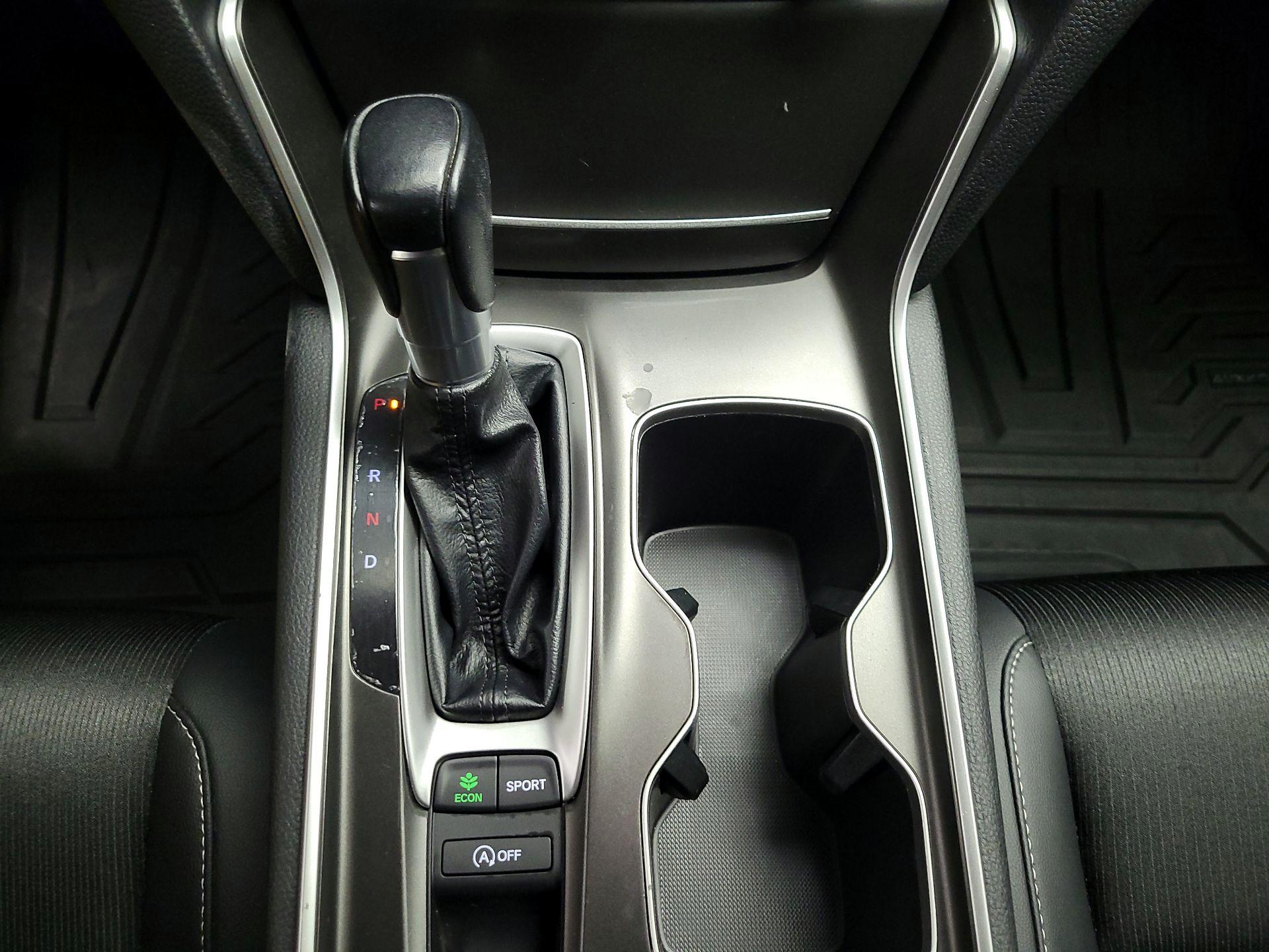 Thumbnail: 2021 Honda Accord - 16