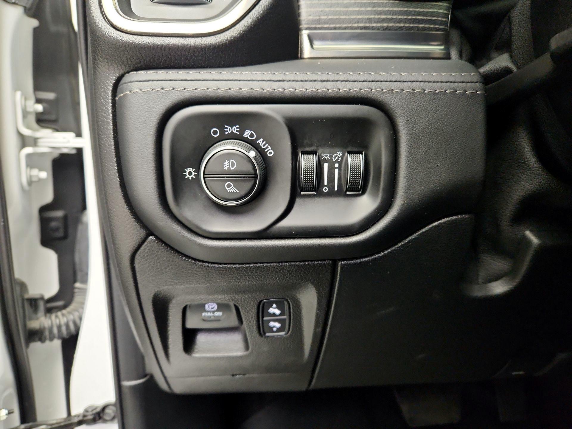 Thumbnail: 2021 RAM 1500 - 13