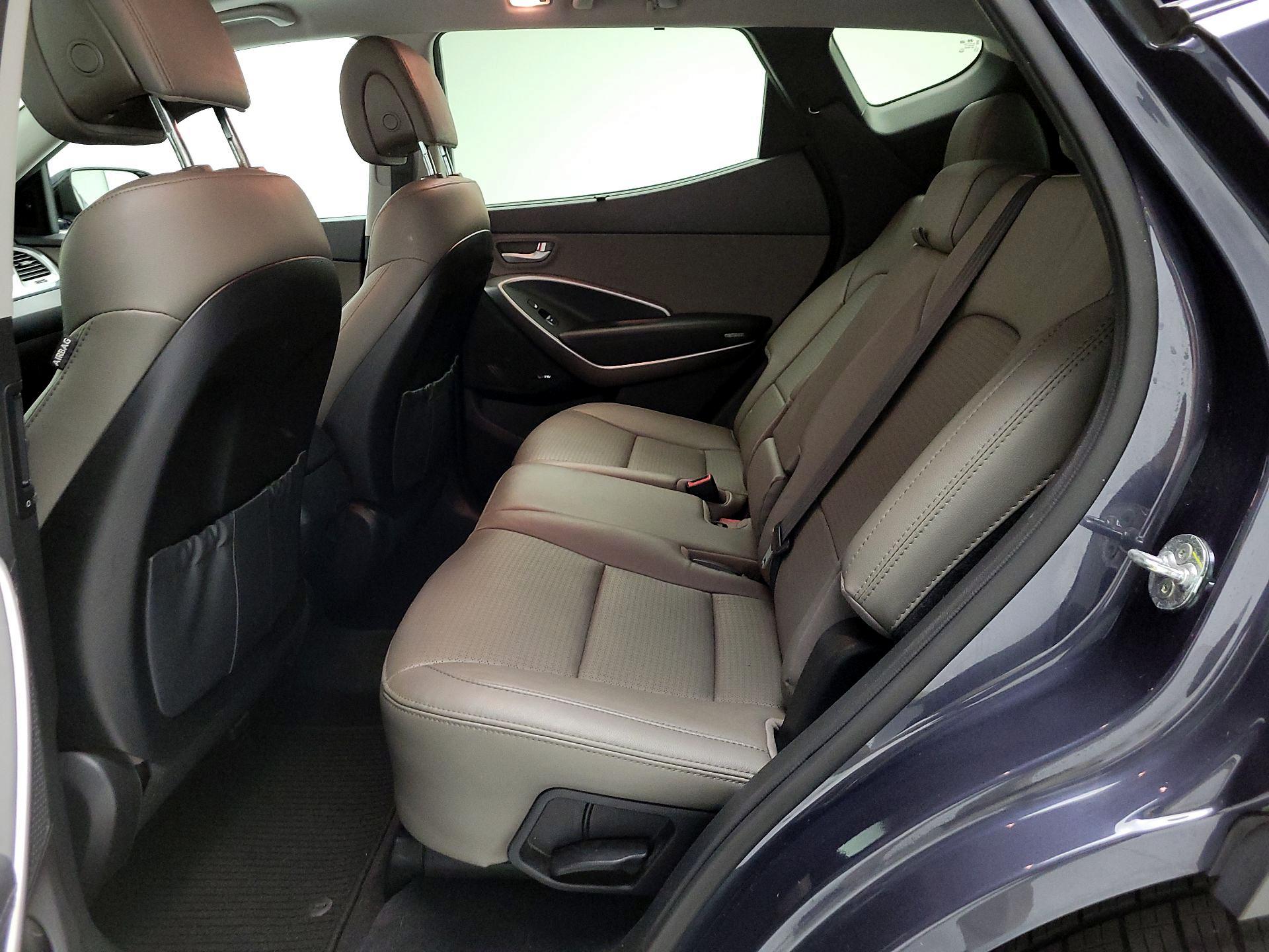 Thumbnail: 2016 Hyundai Santa Fe - 19