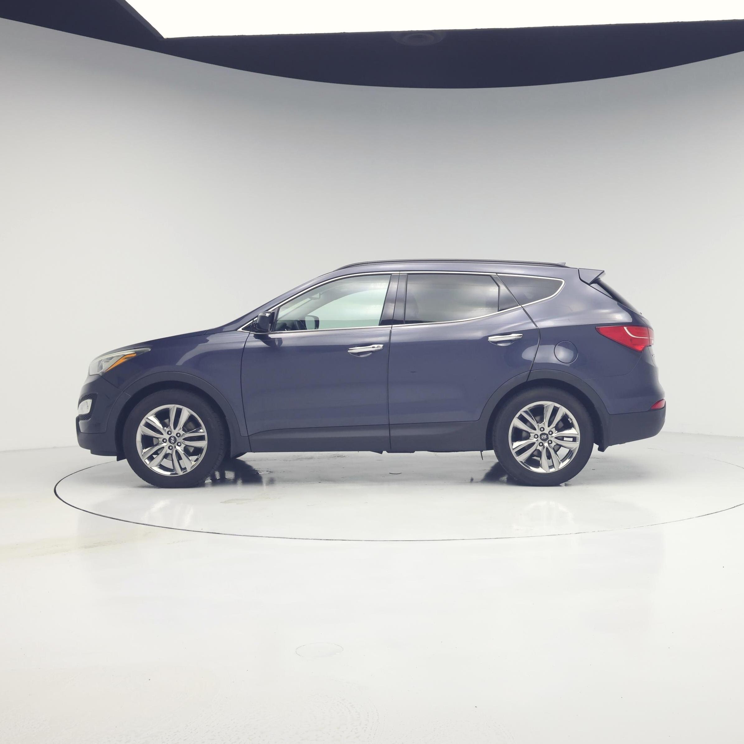 Thumbnail: 2016 Hyundai Santa Fe - 3