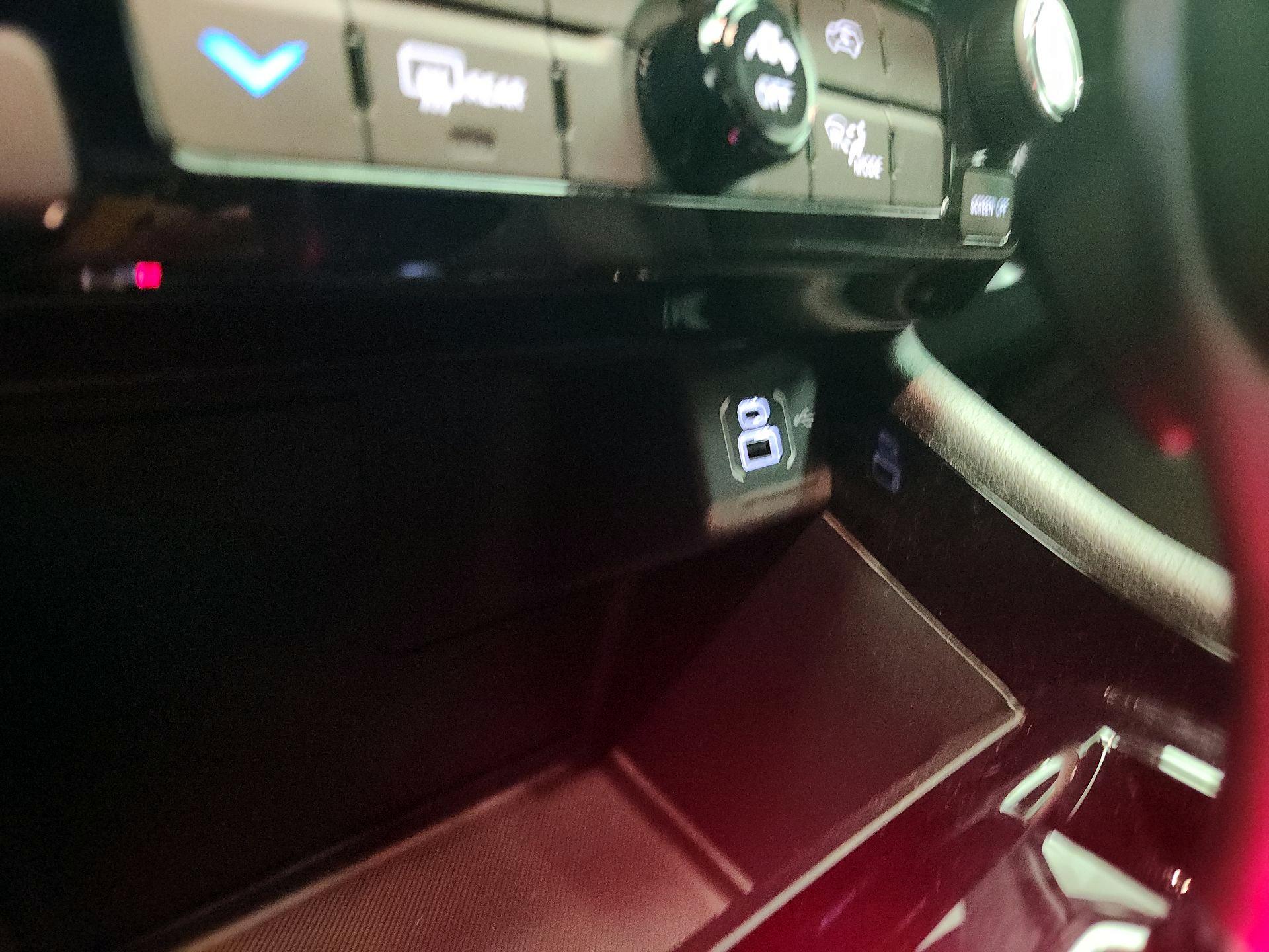 Thumbnail: 2024 Jeep Compass - 18