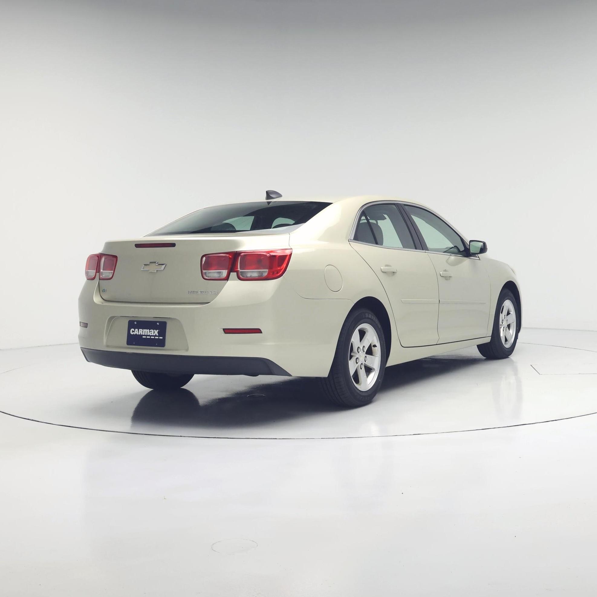 Thumbnail: 2015 Chevrolet Malibu - 8