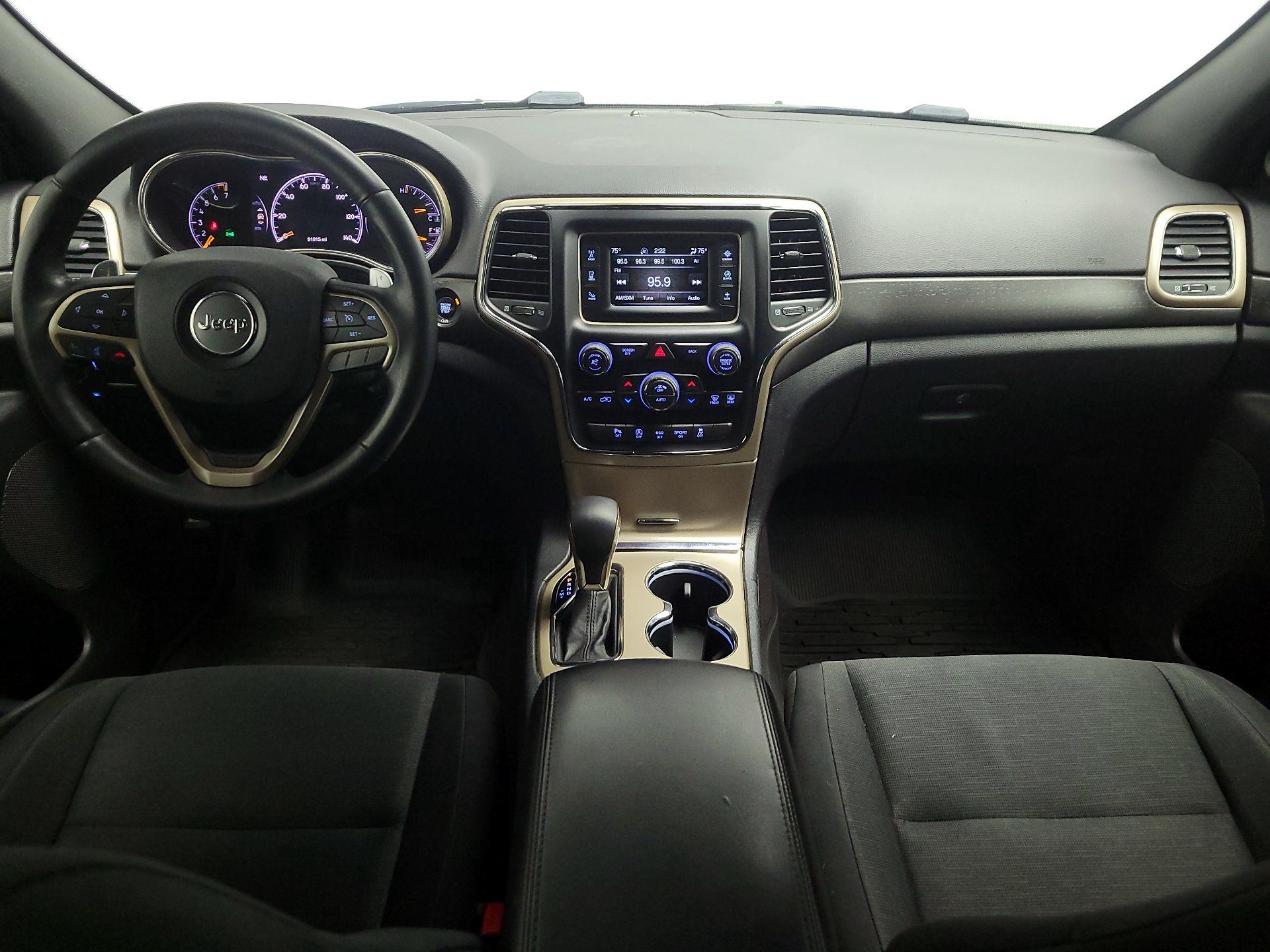 Thumbnail: 2017 Jeep Grand Cherokee - 9