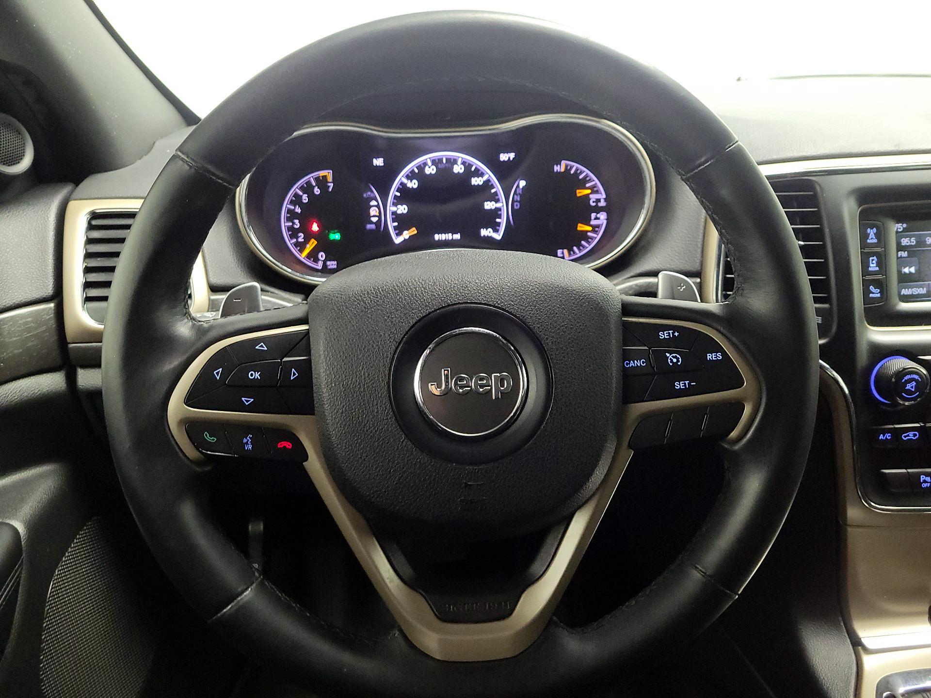 Thumbnail: 2017 Jeep Grand Cherokee - 10