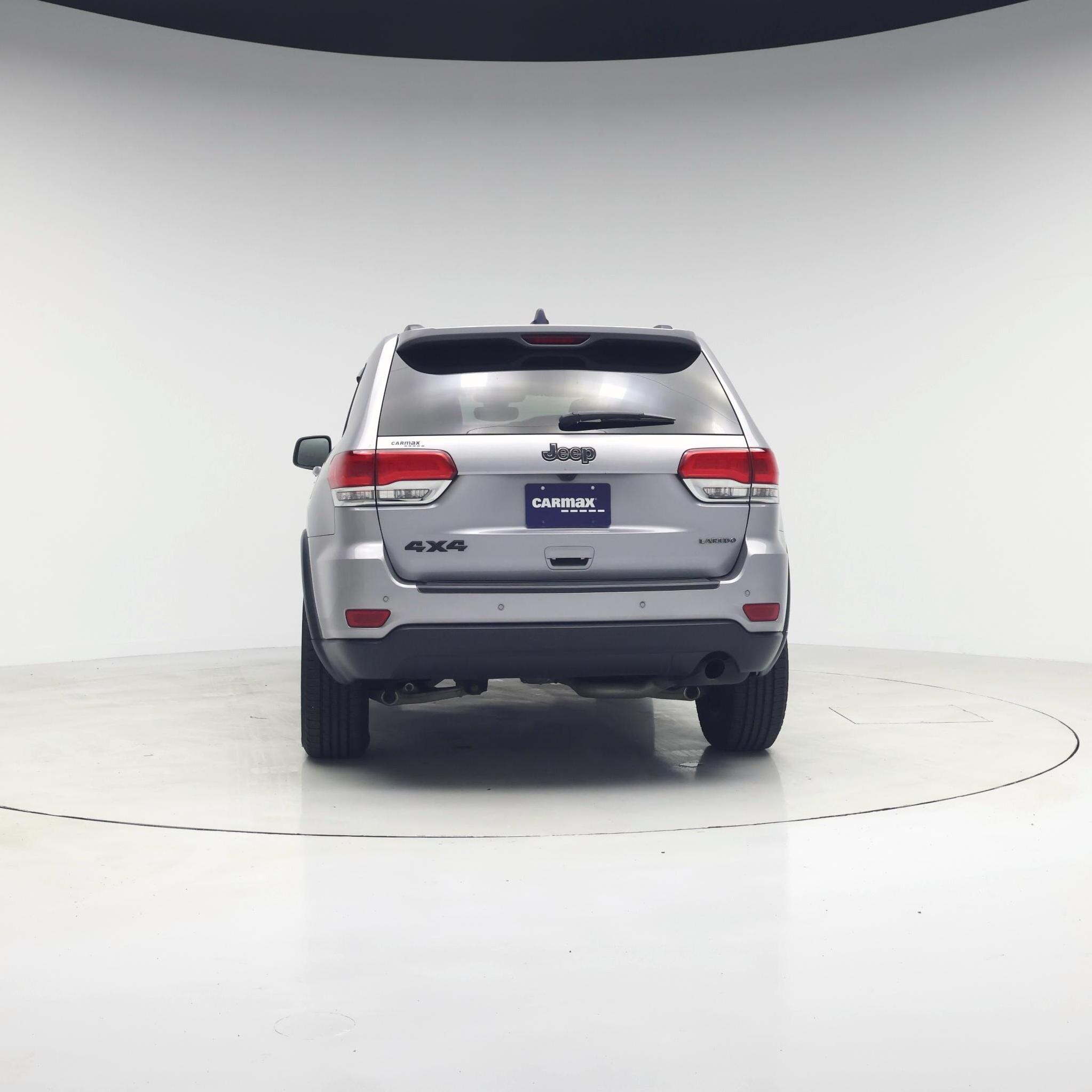 Thumbnail: 2017 Jeep Grand Cherokee - 6