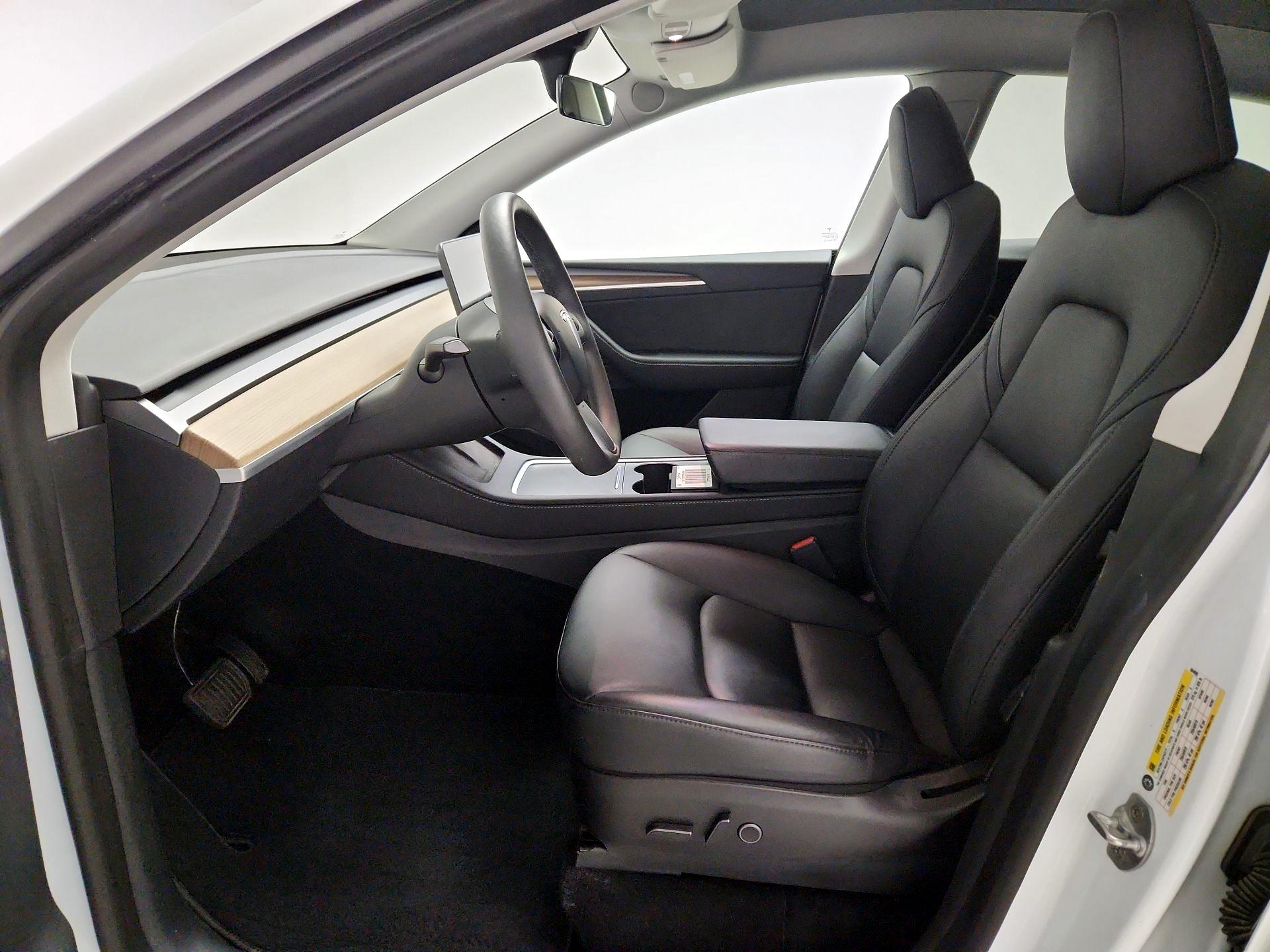 Thumbnail: 2023 Tesla Model Y - 11