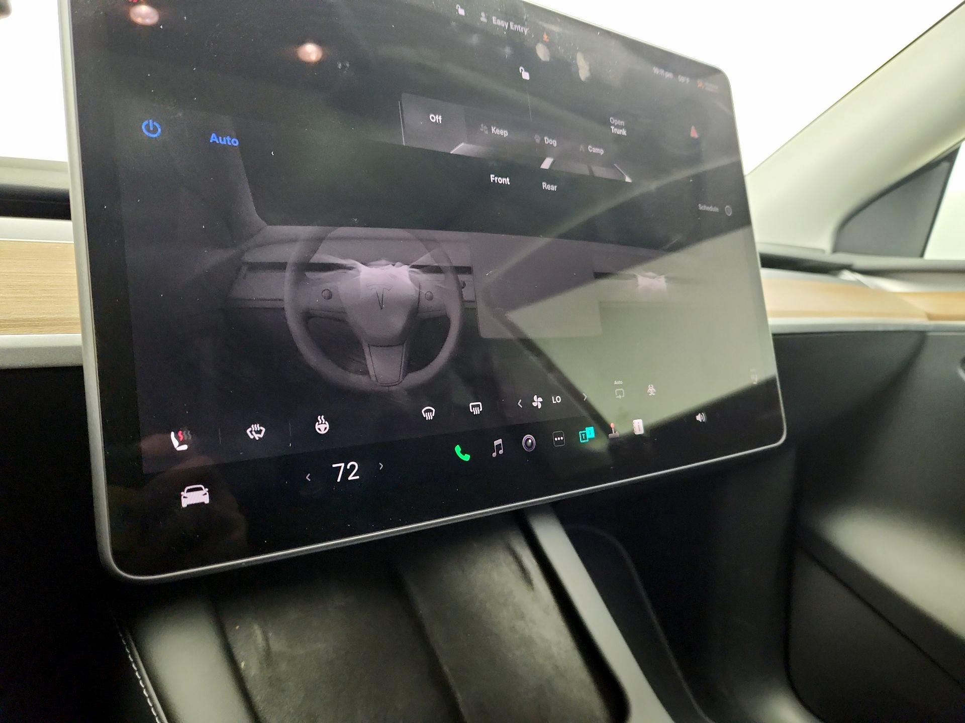 Thumbnail: 2023 Tesla Model Y - 16